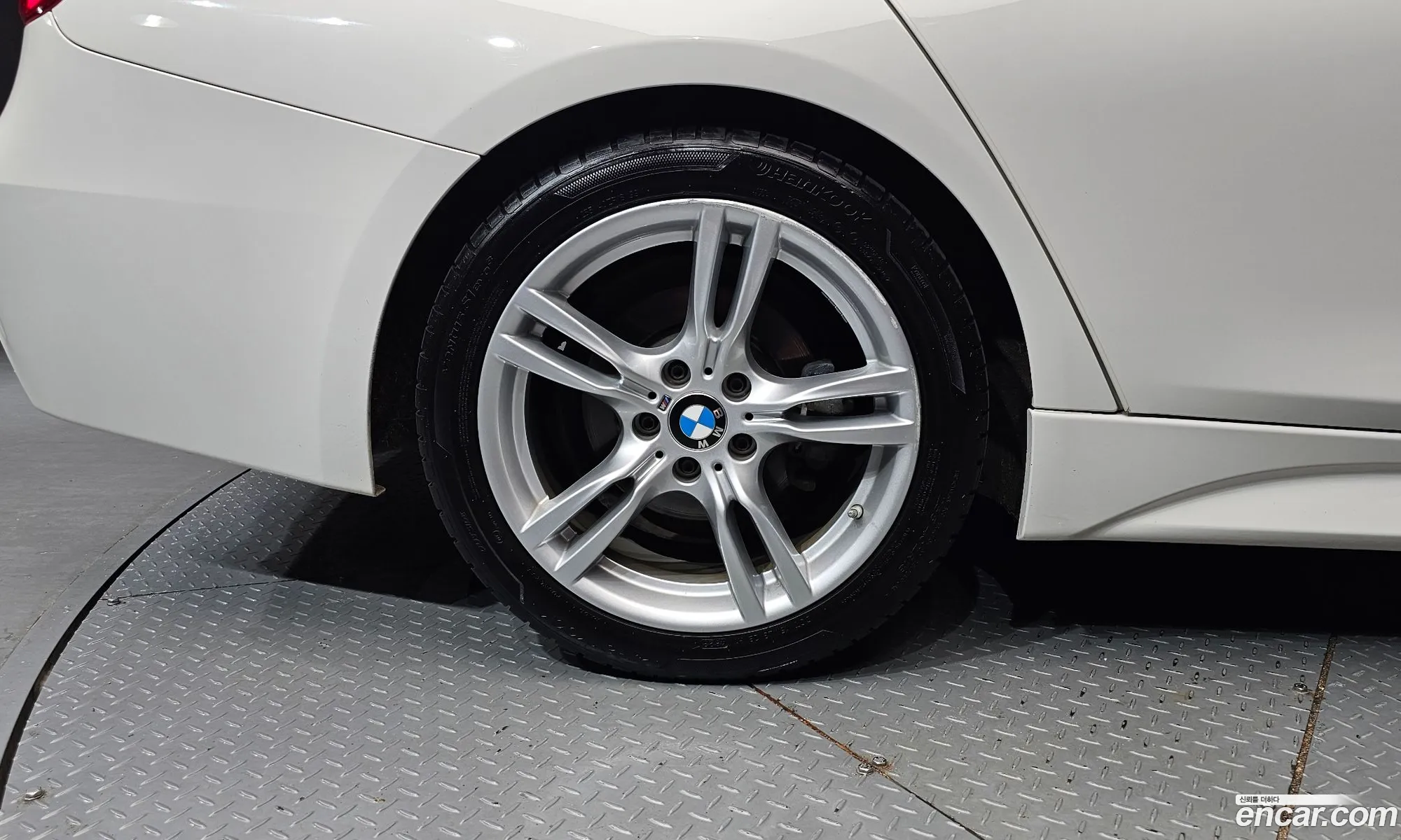 BMW 3 Series 2018 WBA8B910 — 10