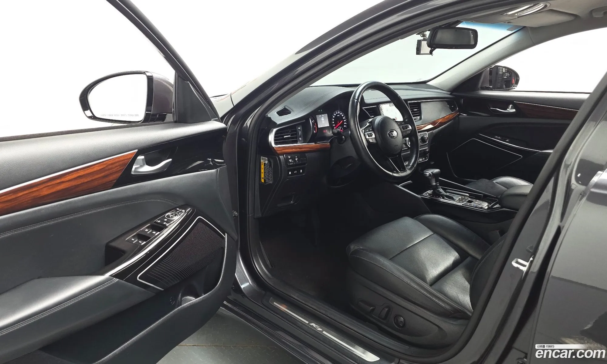 Kia K7 2016 KNALB415BGA025558 — 7