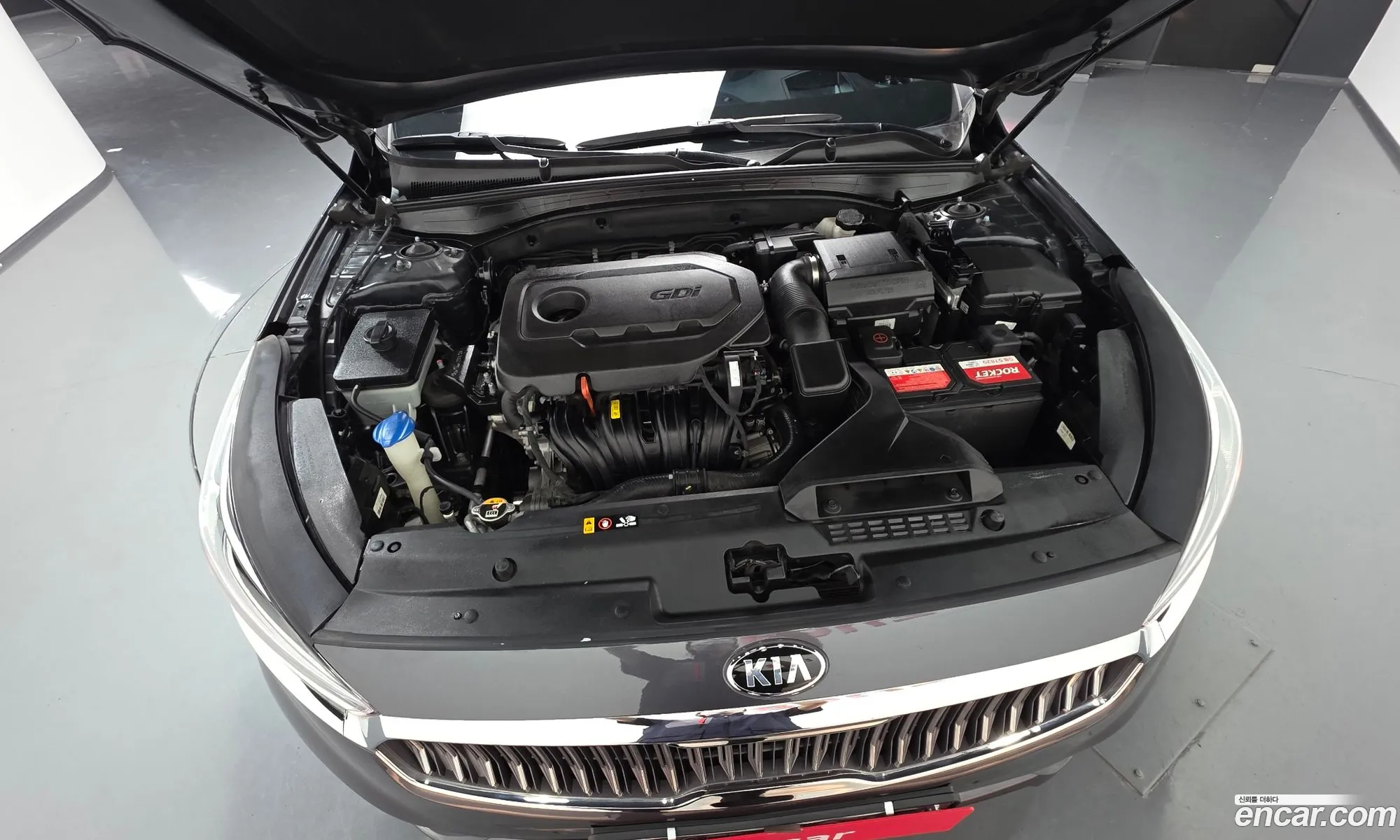 Kia K7 2016 KNALB415BGA025558 — 5