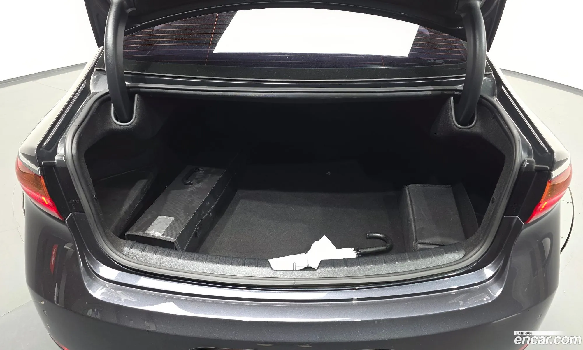 Kia K7 2016 KNALB415BGA025558 — 11