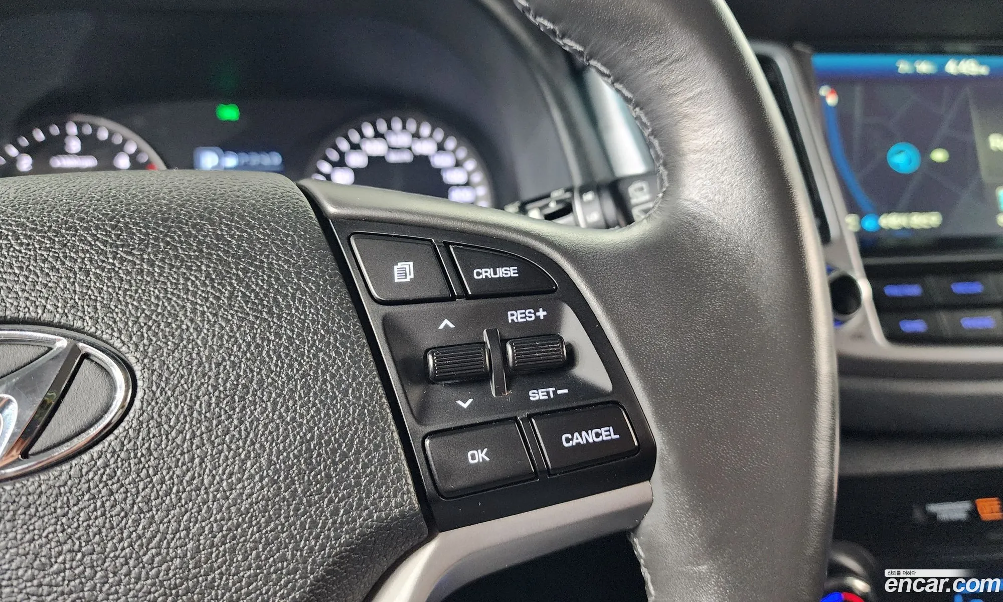 Hyundai Tucson 2016 KMHJ5815GHU293830 — 17