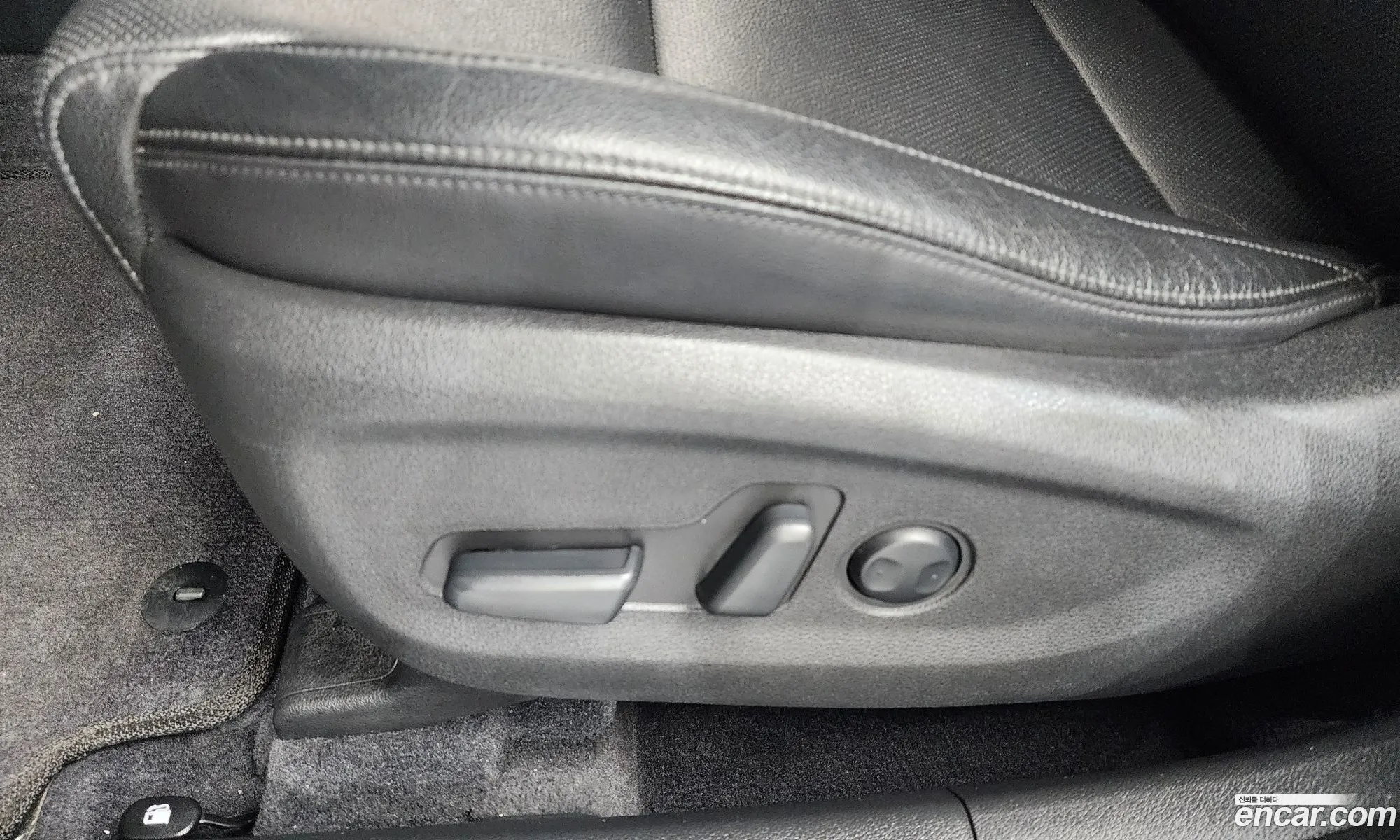 Hyundai Tucson 2016 KMHJ5815GHU293830 — 16