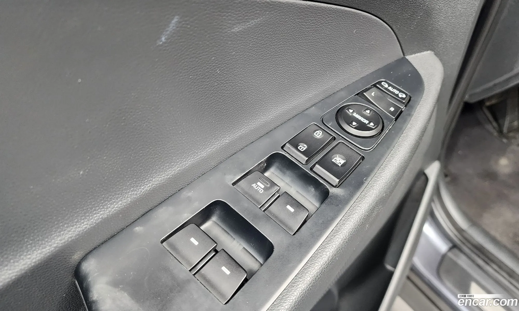 Hyundai Tucson 2016 KMHJ5815GHU293830 — 7