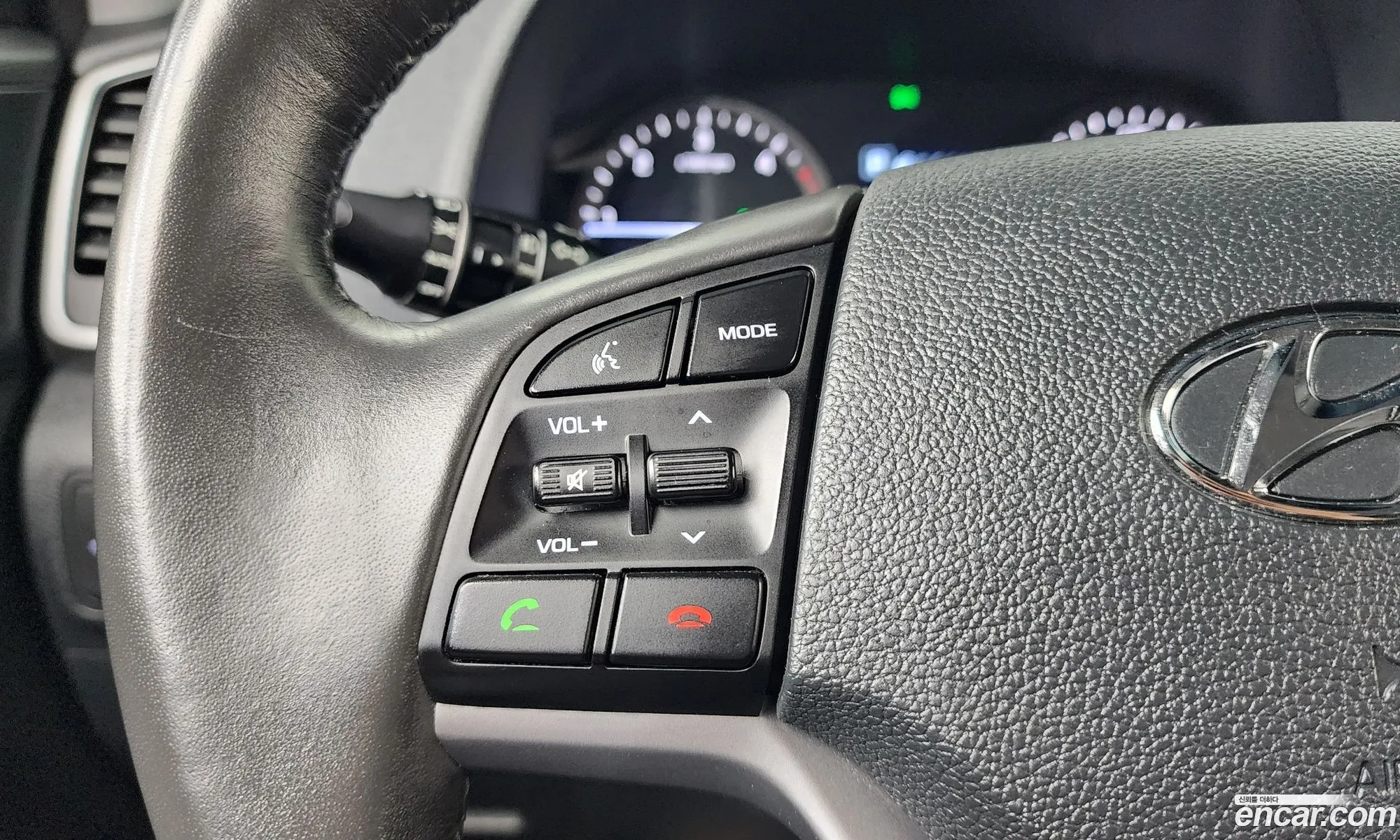 Hyundai Tucson 2016 KMHJ5815GHU293830 — 27