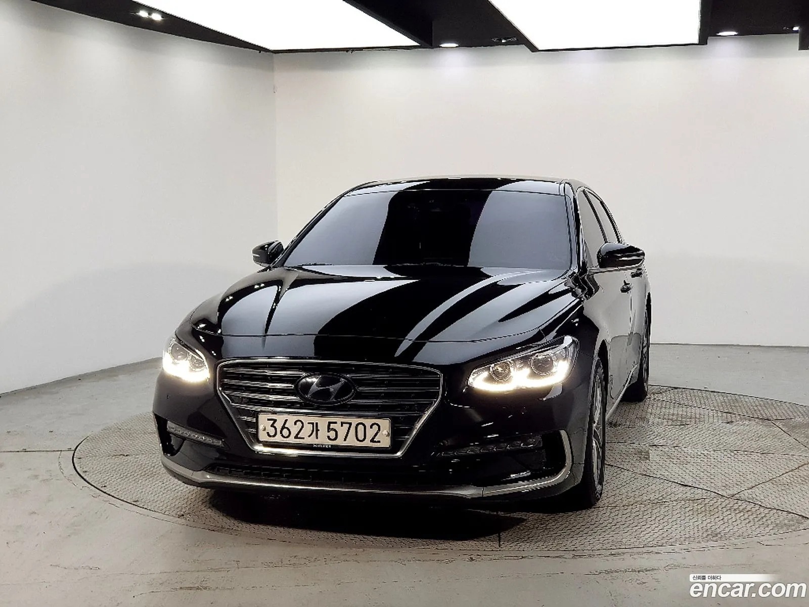 Hyundai Grandeur IG 2019 — 19