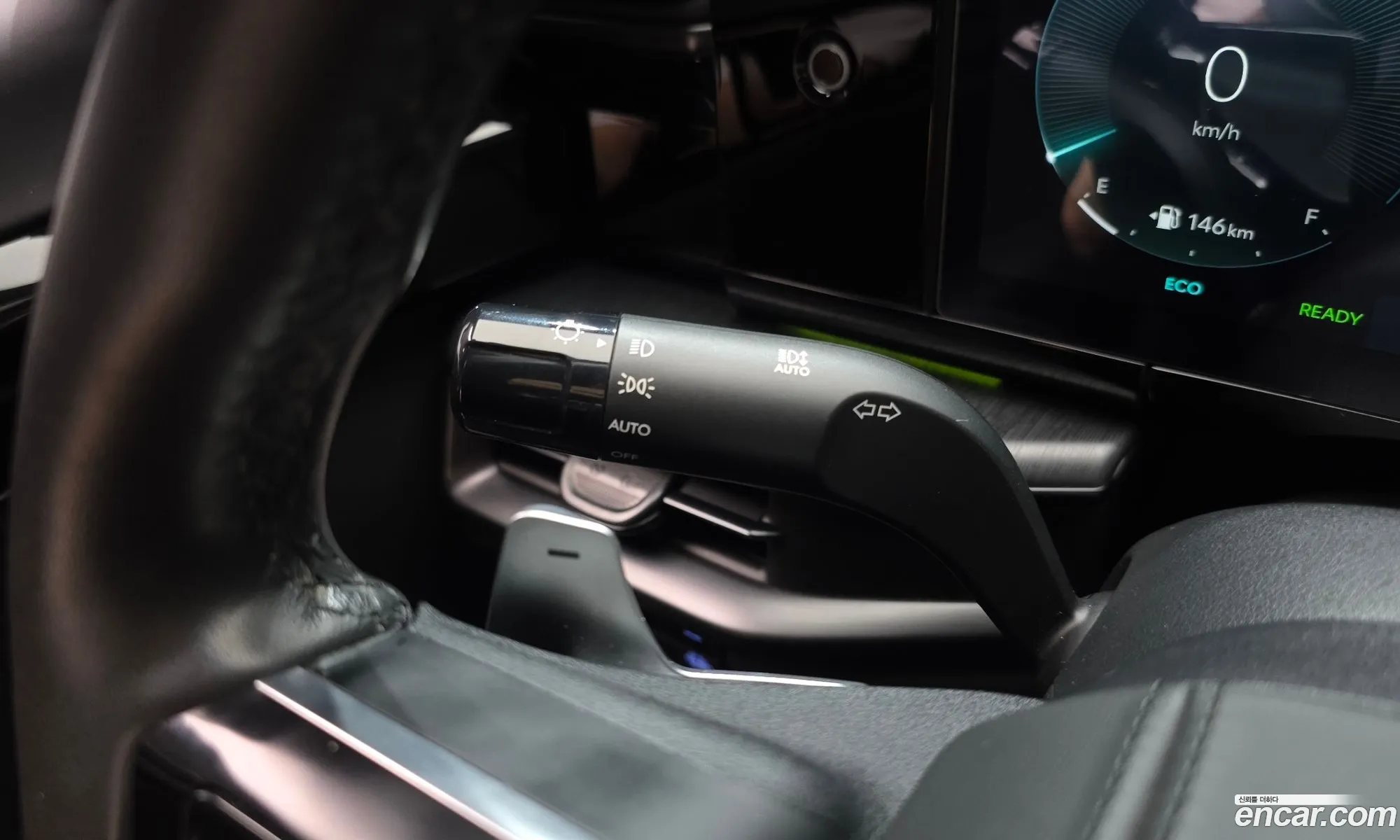 Hyundai Grandeur Hybrid 2023 — 28