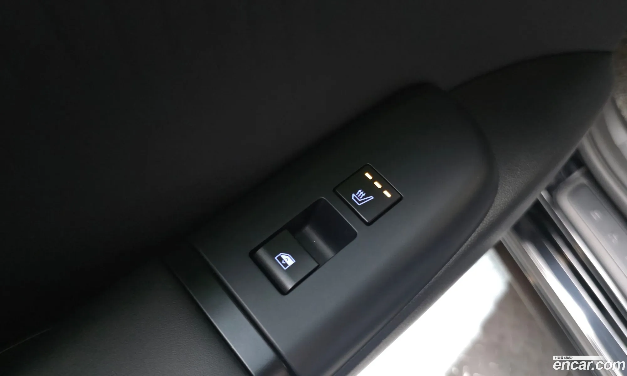 Hyundai Grandeur Hybrid 2023 — 30
