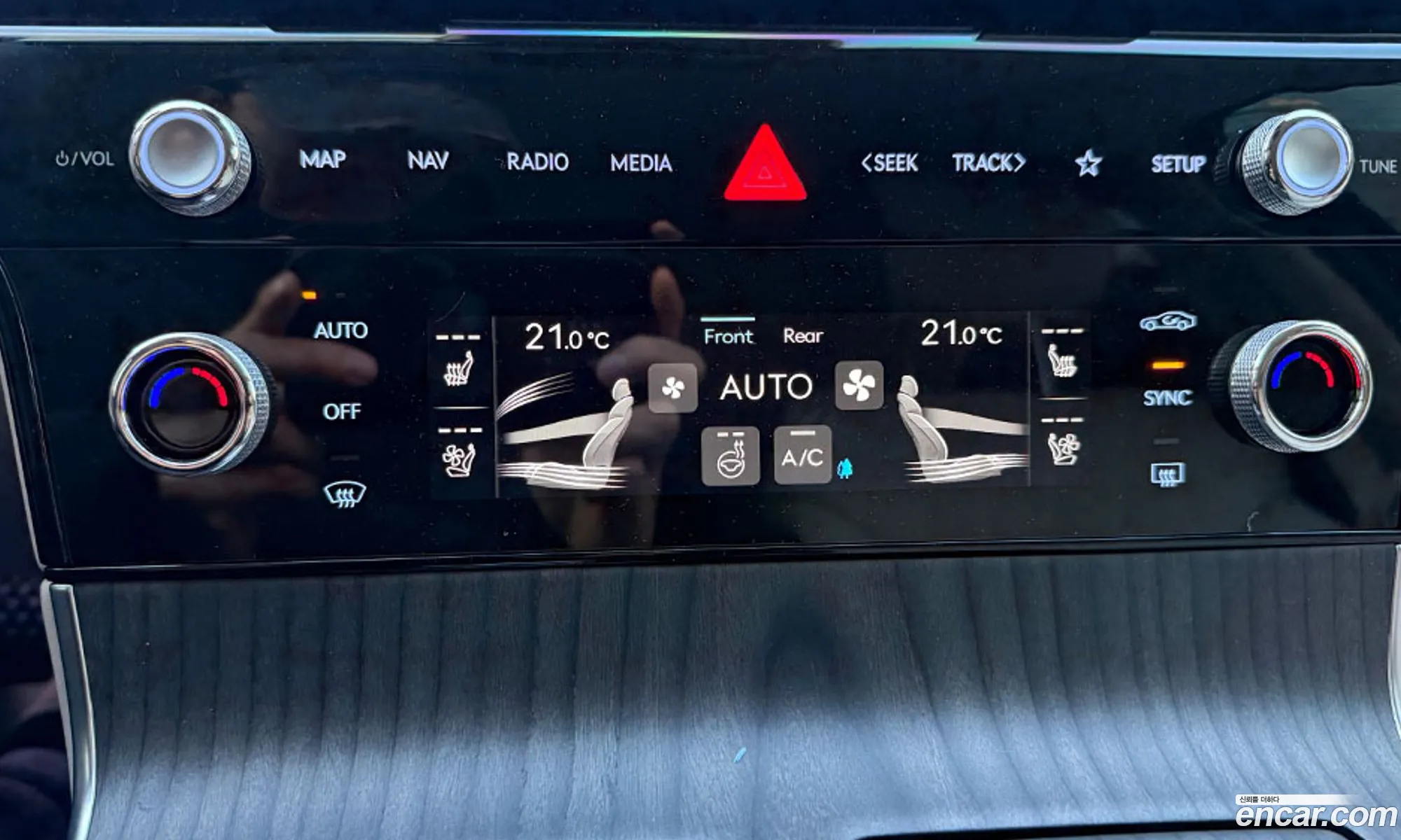 Genesis G80 2025 — 10