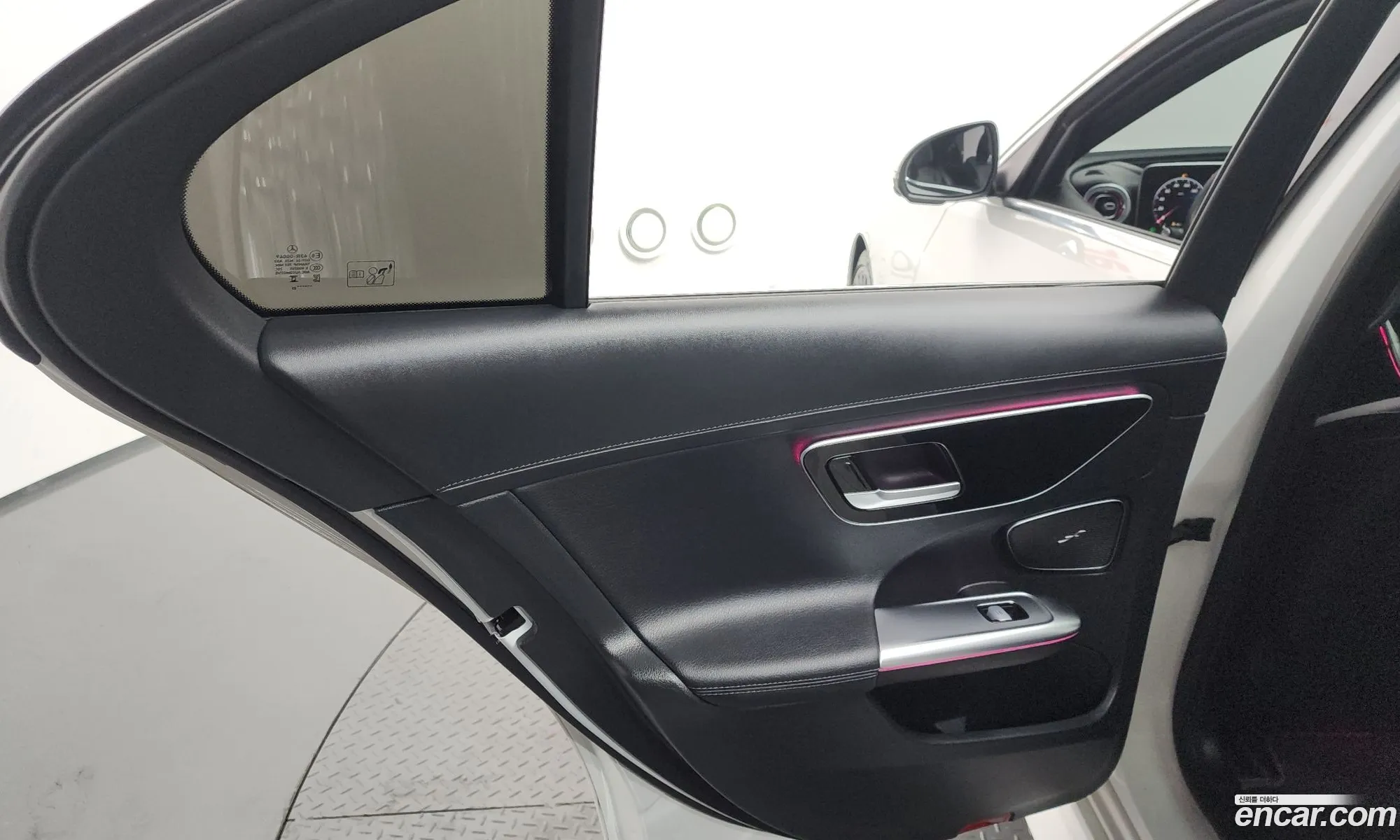 Mercedes-Benz C-Class W206 2023 — 19