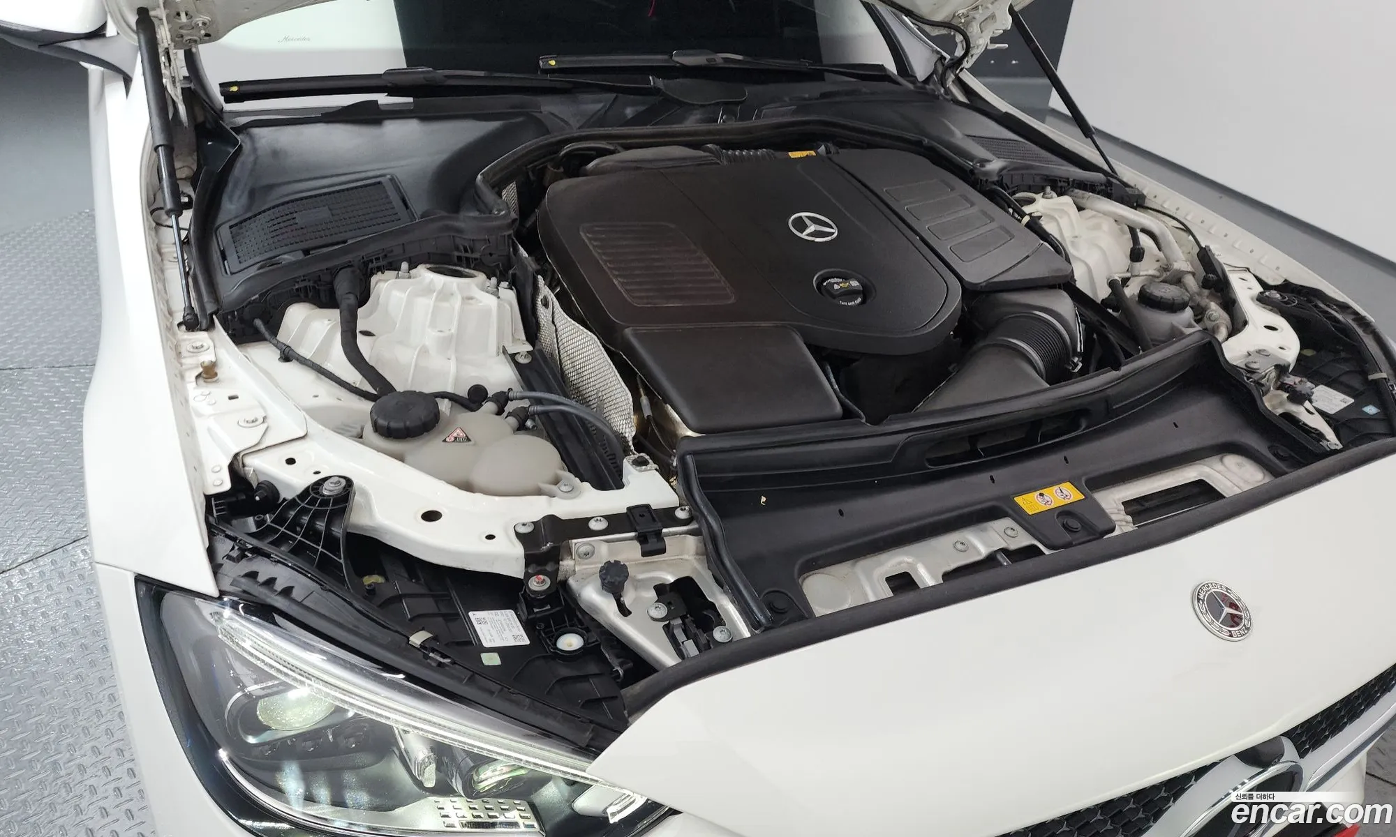 Mercedes-Benz C-Class W206 2023 — 11