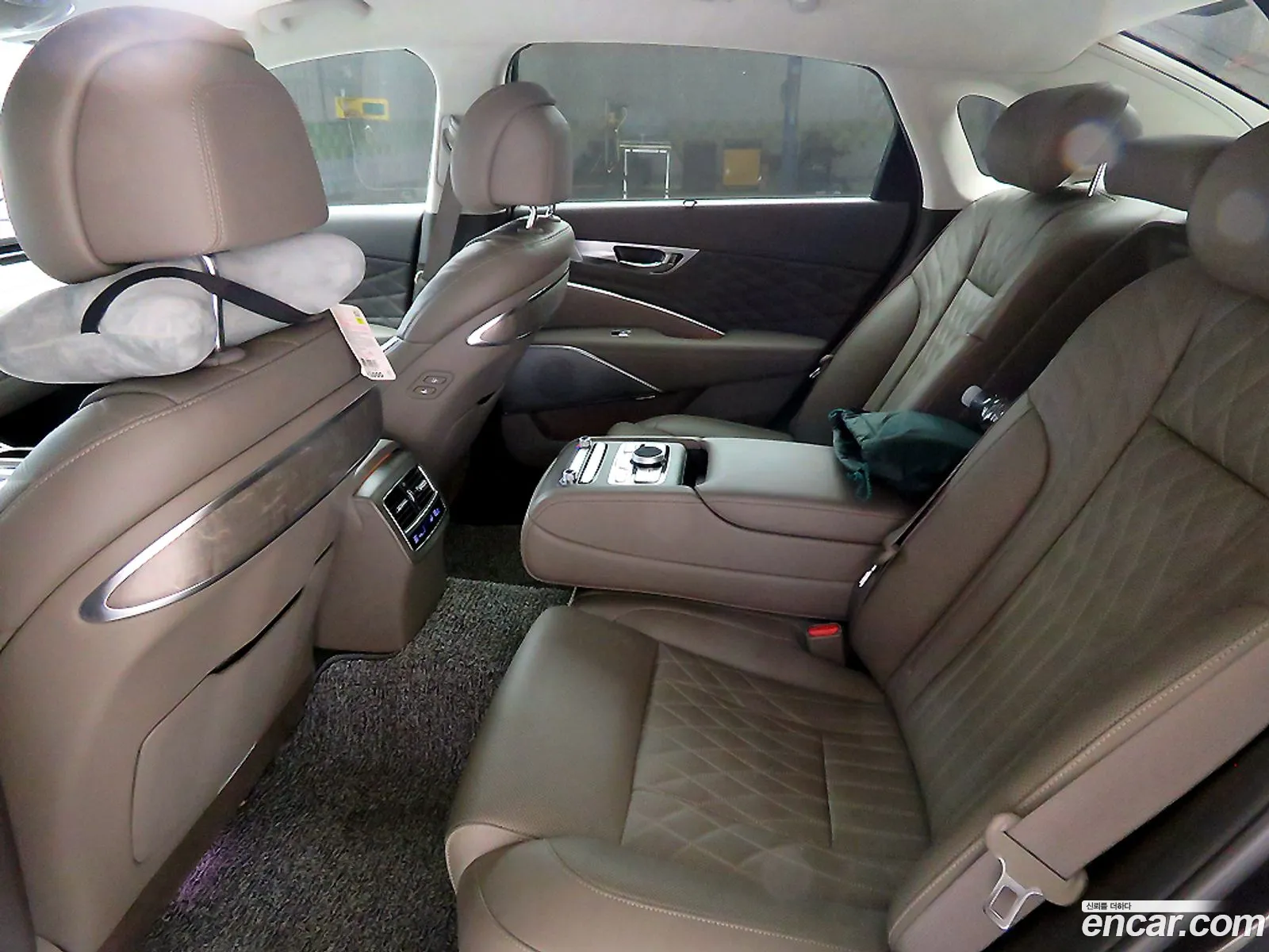 Kia K9 2021 — 7