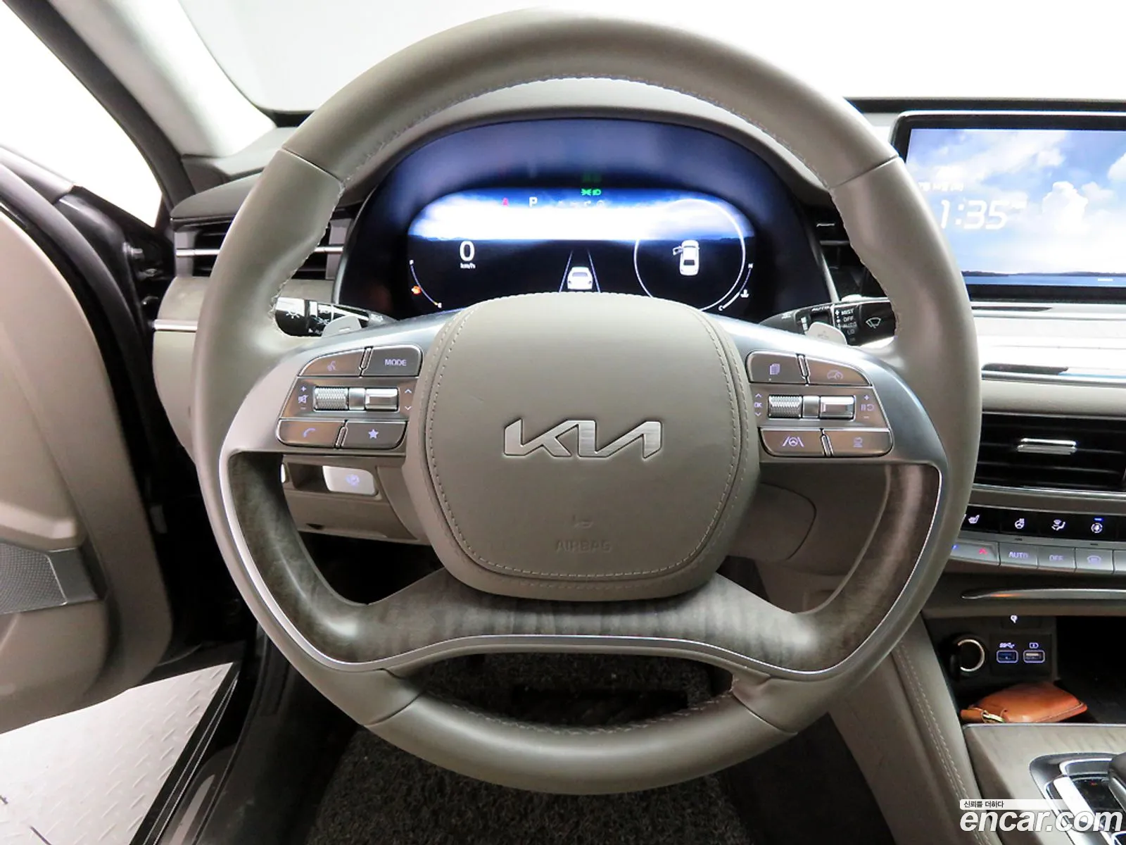 Kia K9 2021 — 12