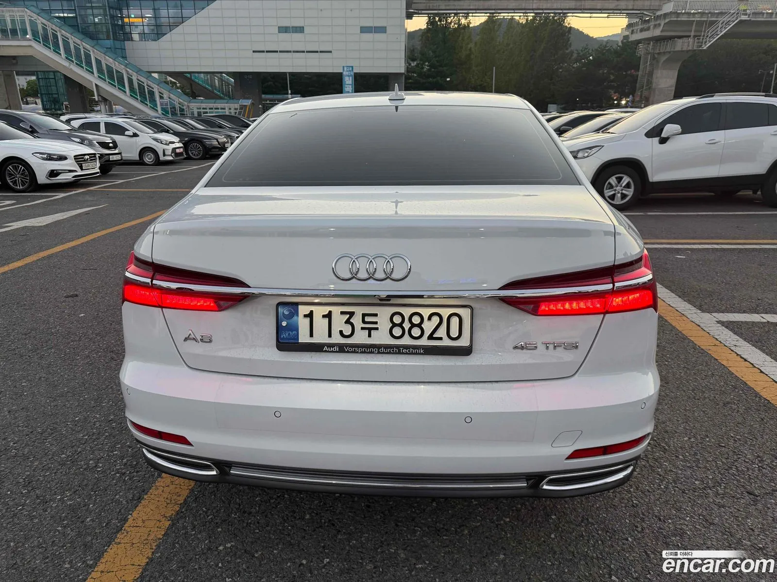 Audi A6 2022 — 12