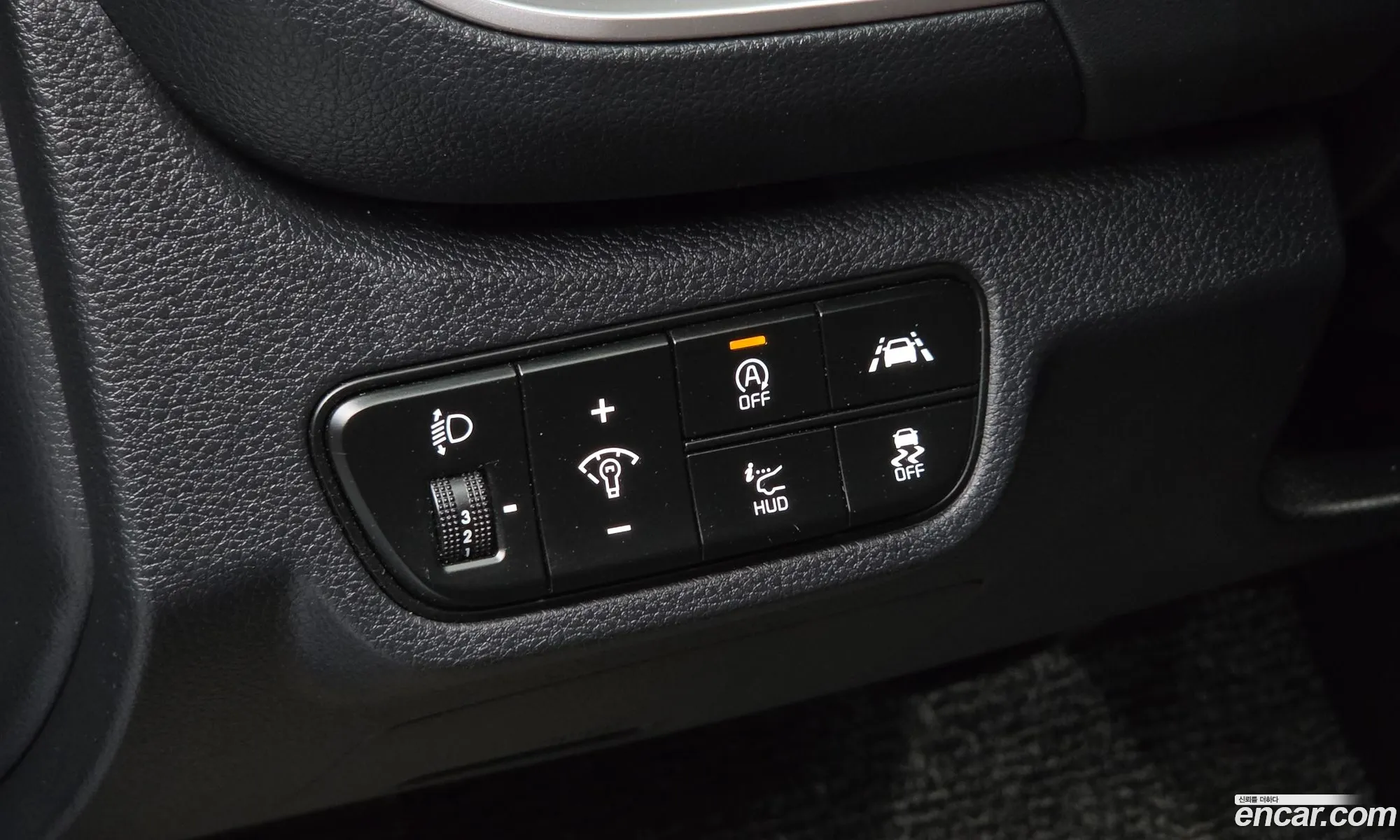 Kia Seltos 2020 KNAES815GLK089161 — 6