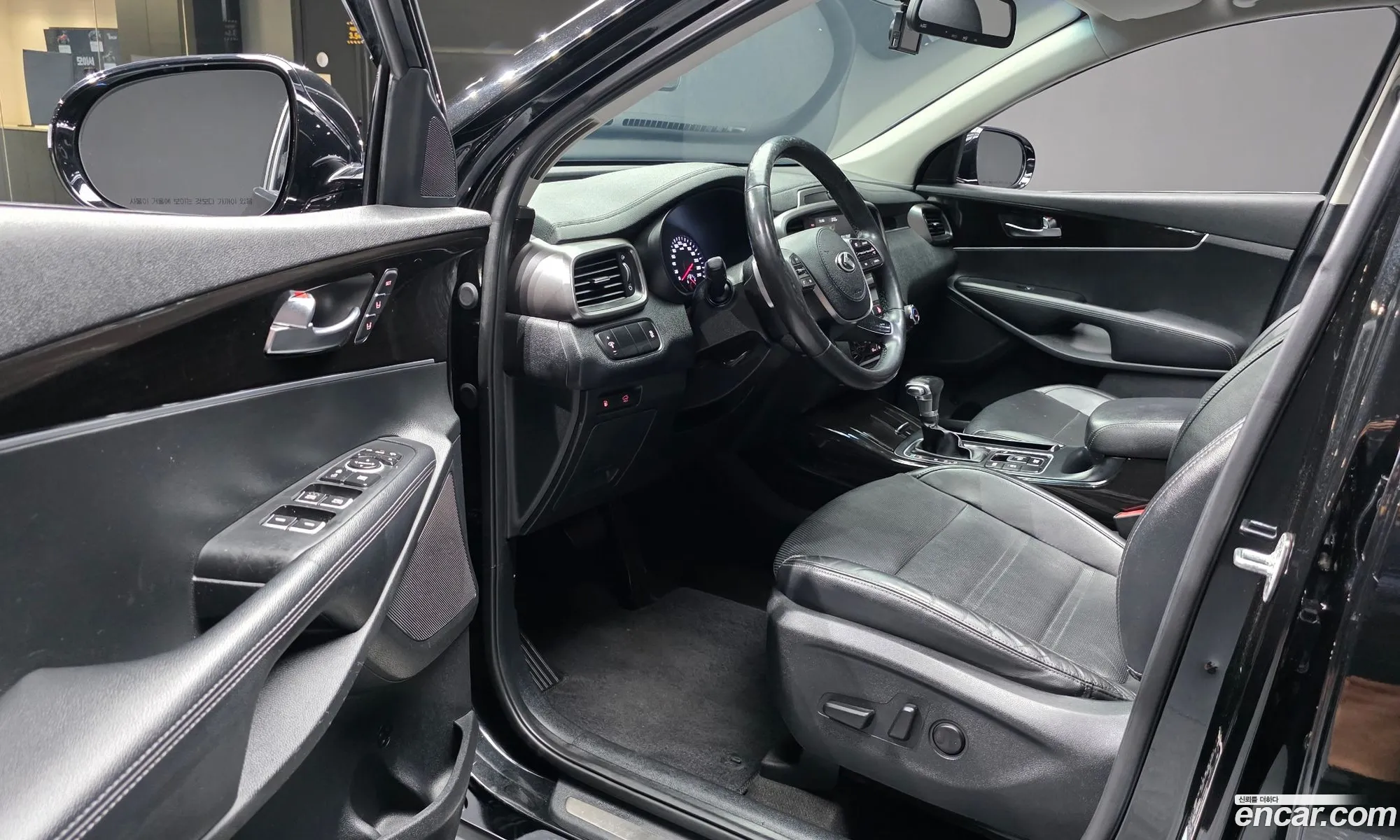 Kia Sorento 2017 KNAPH81BBJA391691 — 3