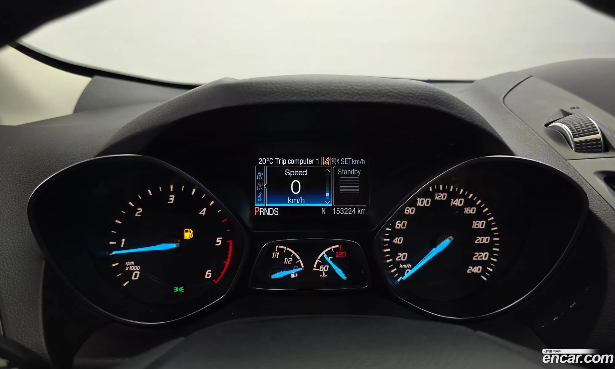 Ford Kuga 2016 WF0AXXWPMGFJ87399 — 16