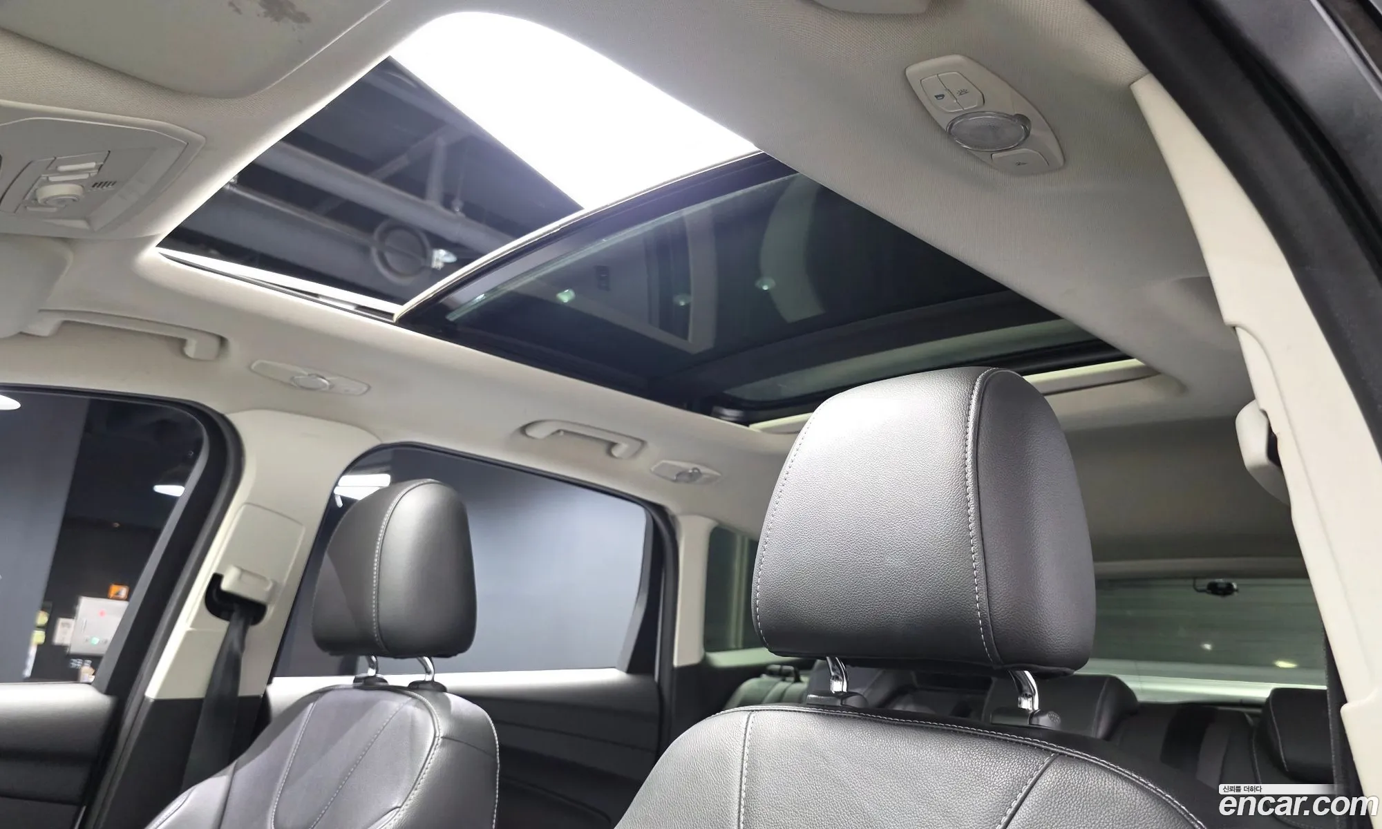 Ford Kuga 2016 WF0AXXWPMGFJ87399 — 9