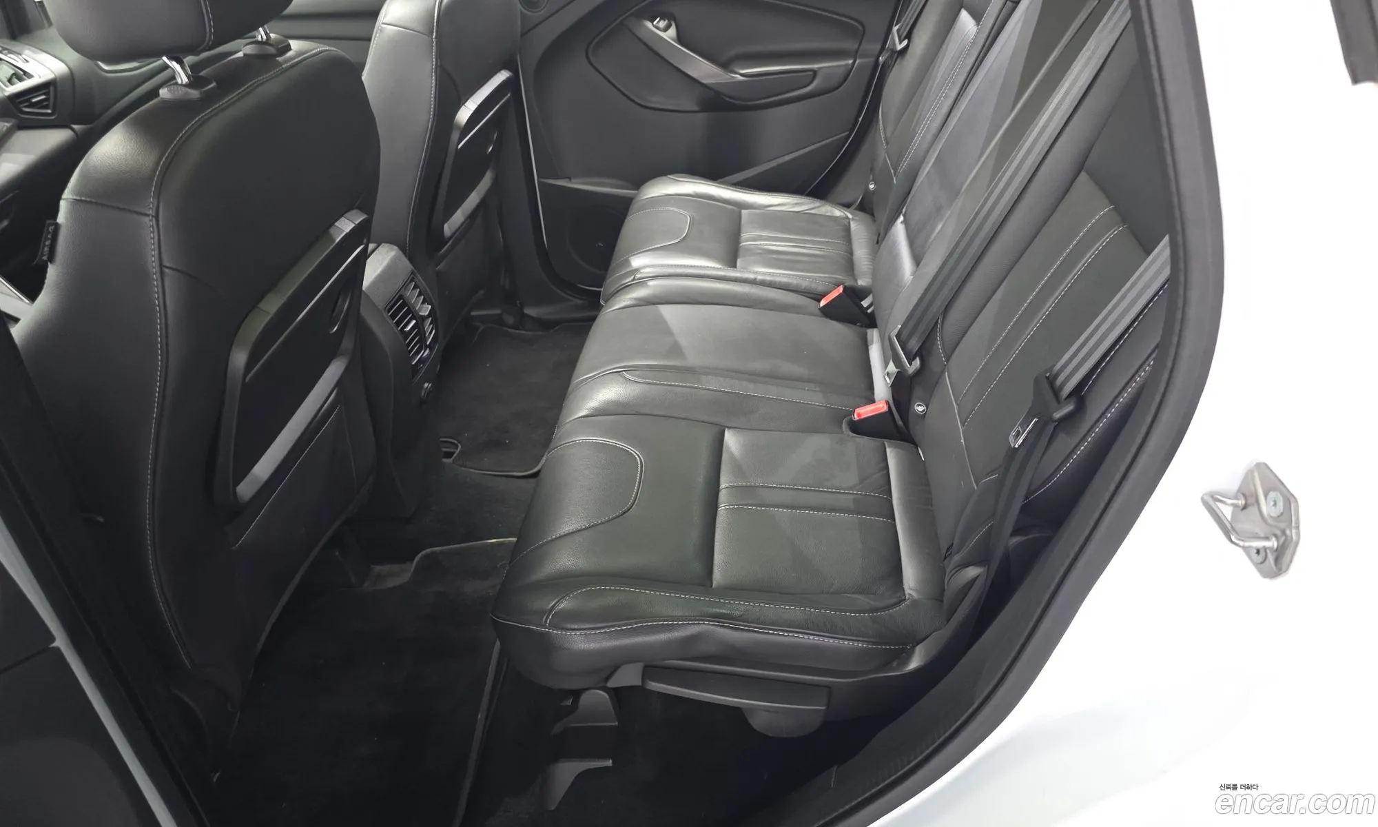 Ford Kuga 2016 WF0AXXWPMGFJ87399 — 3