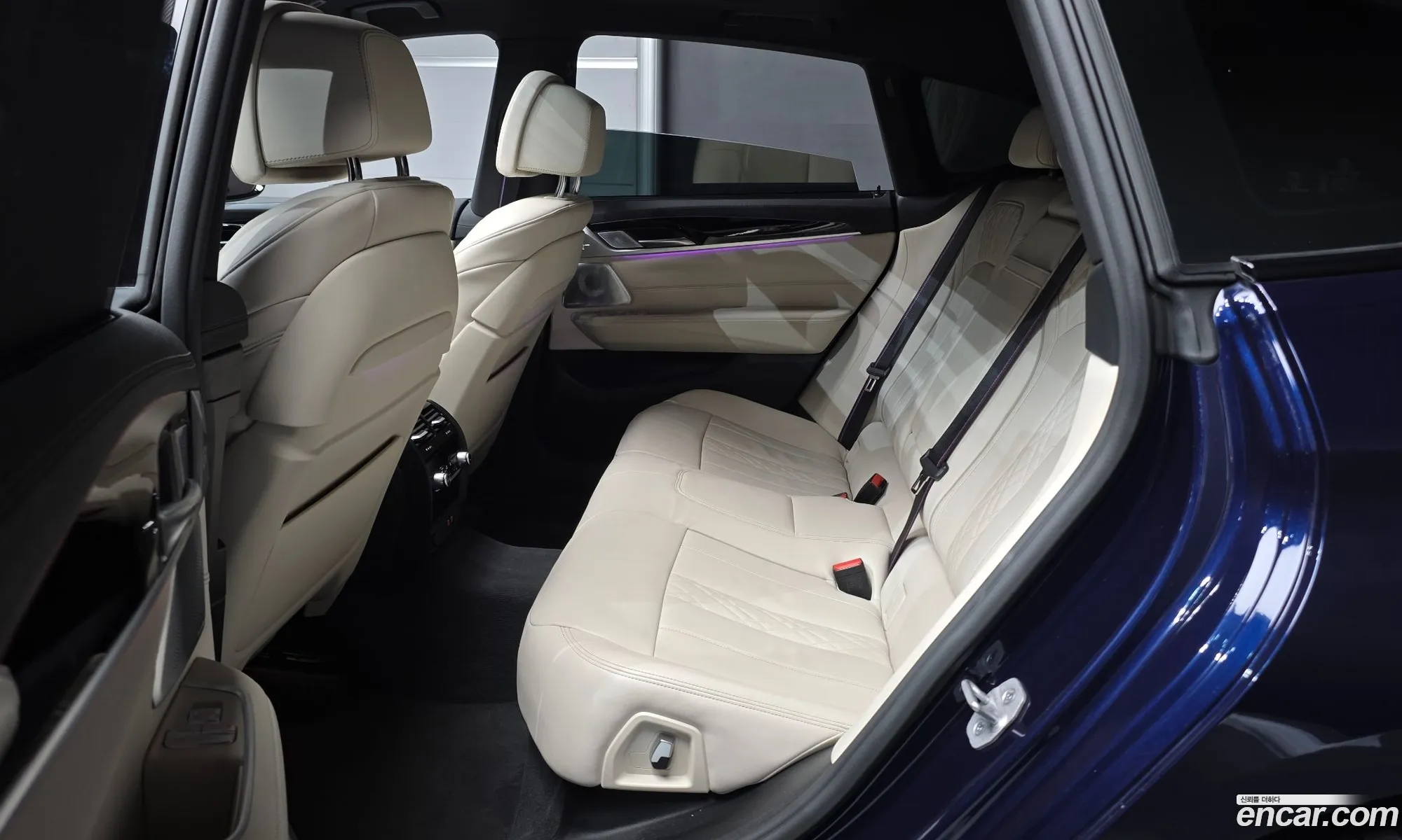 BMW 6 Series GT 2024 — 27