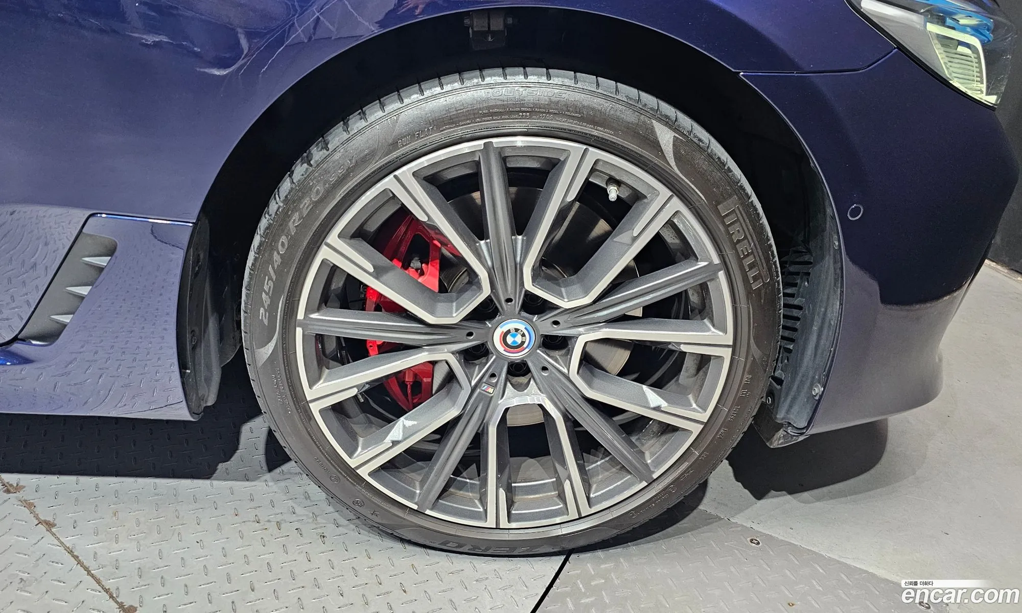 BMW 6 Series GT 2024 — 18