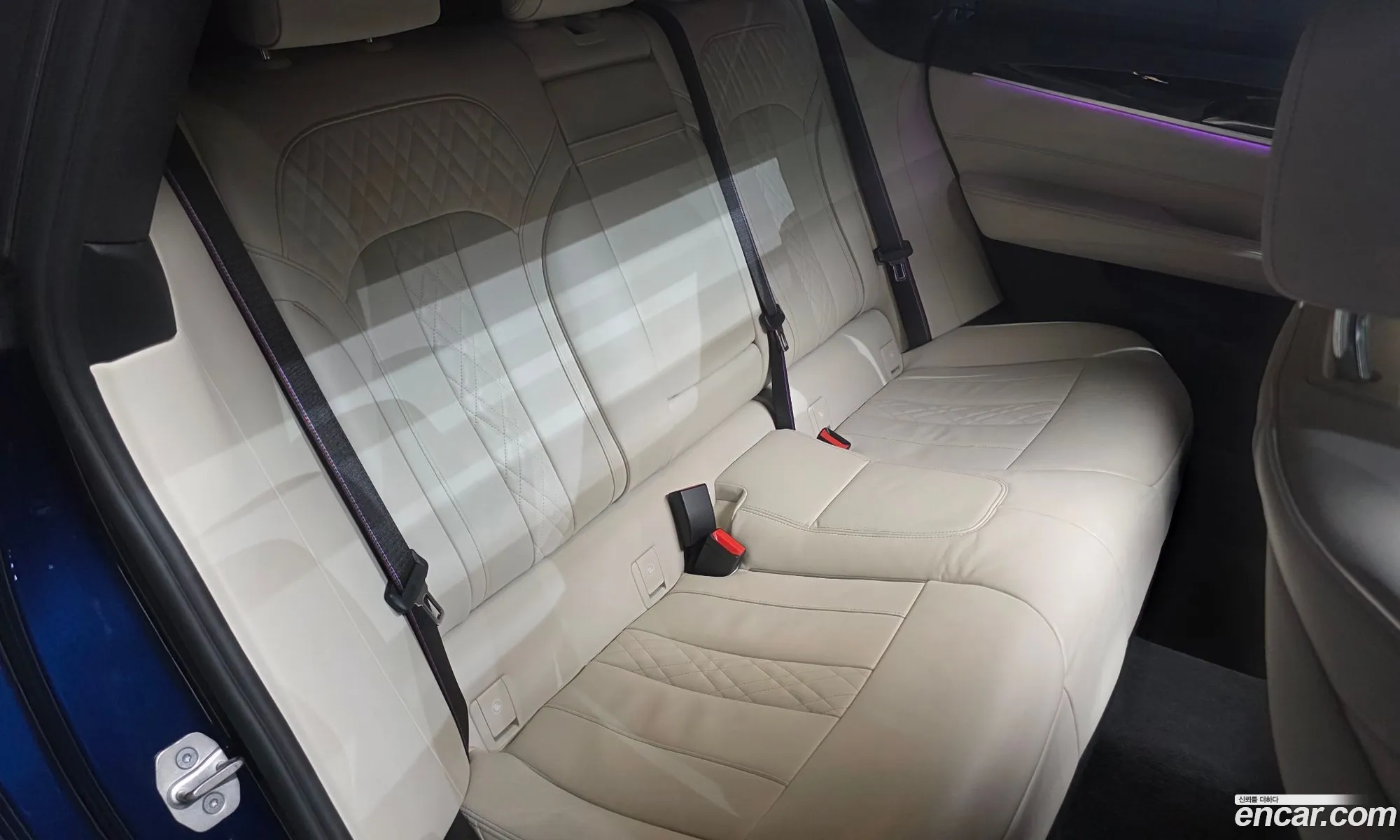 BMW 6 Series GT 2024 — 11