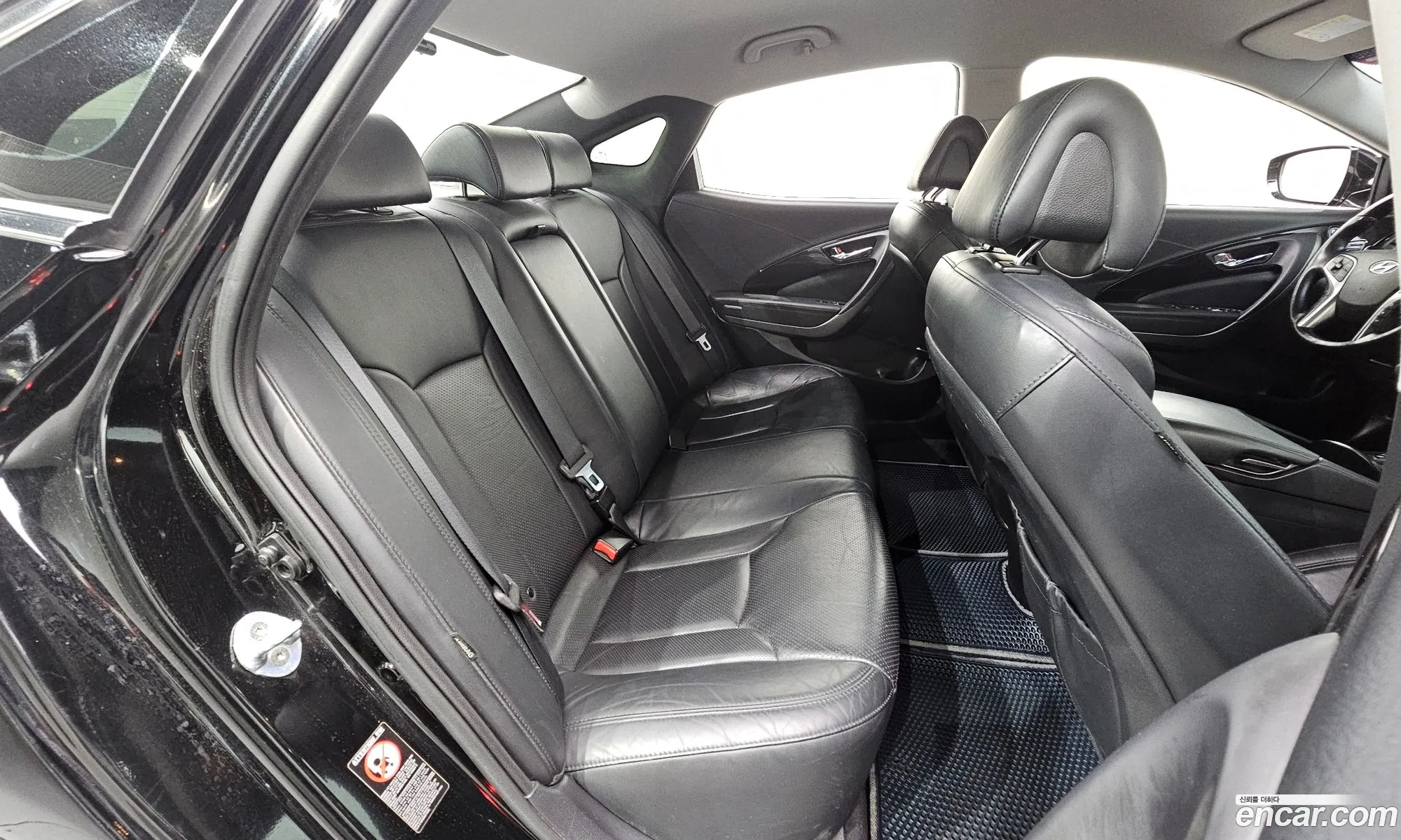 Hyundai Grandeur HG 2016 — 16