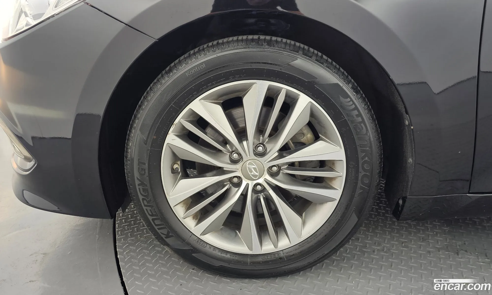 Hyundai Grandeur HG 2016 — 17