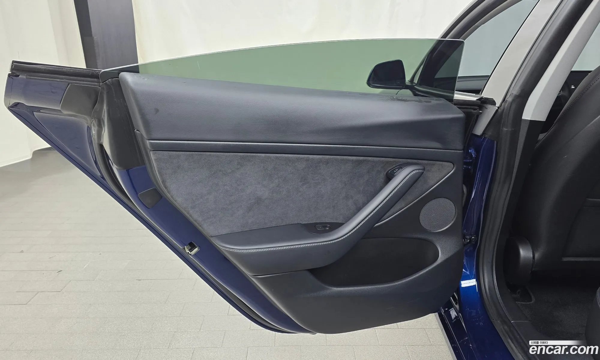 Tesla Model 3 2021 5YJ3E1EBXMF080218 — 9