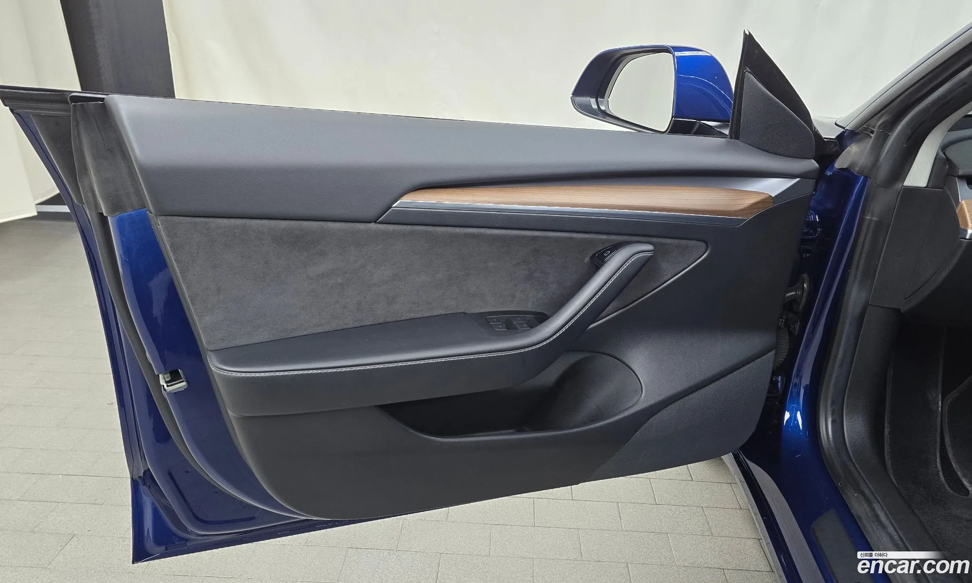 Tesla Model 3 2021 5YJ3E1EBXMF080218 — 29