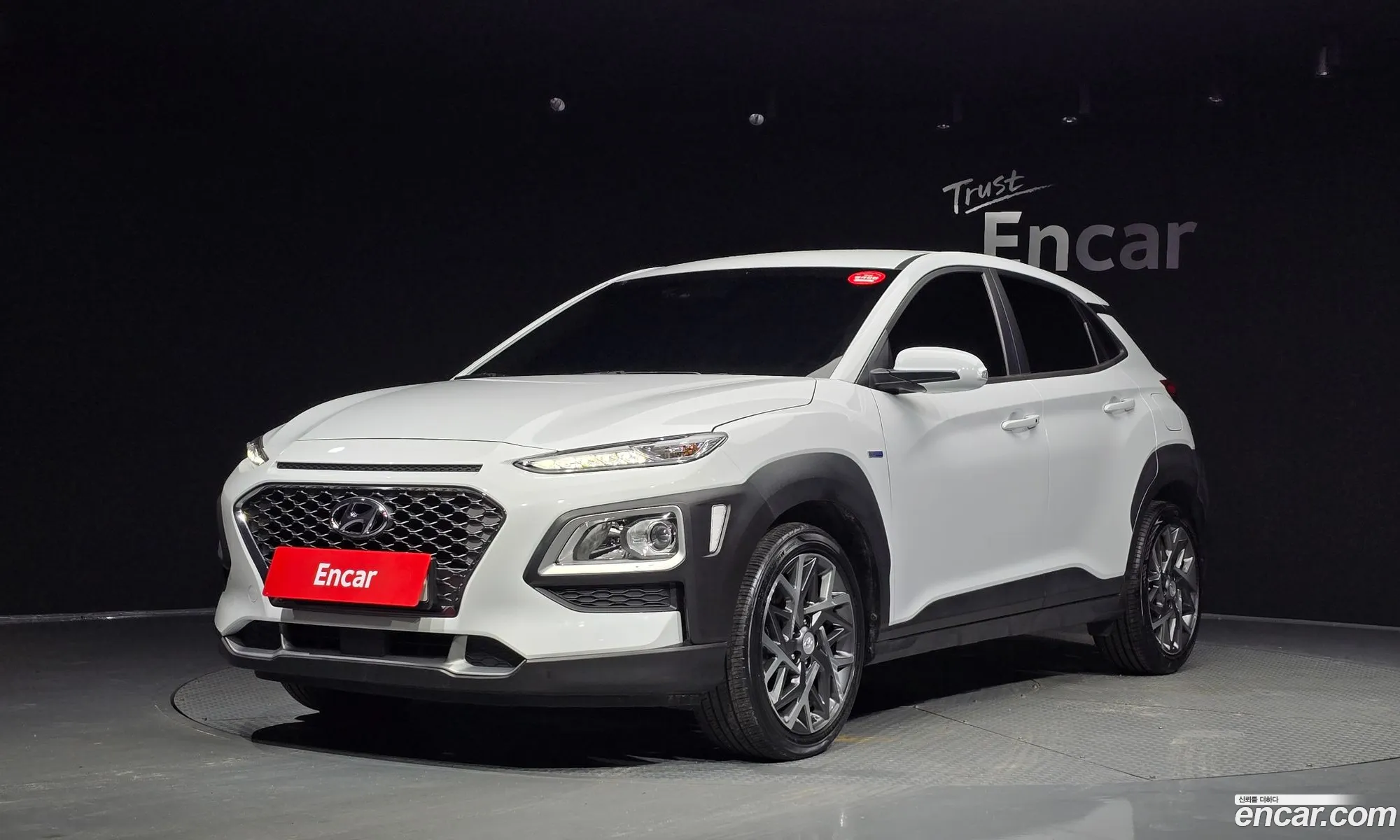 Hyundai Kona Hybrid 2020 — 13