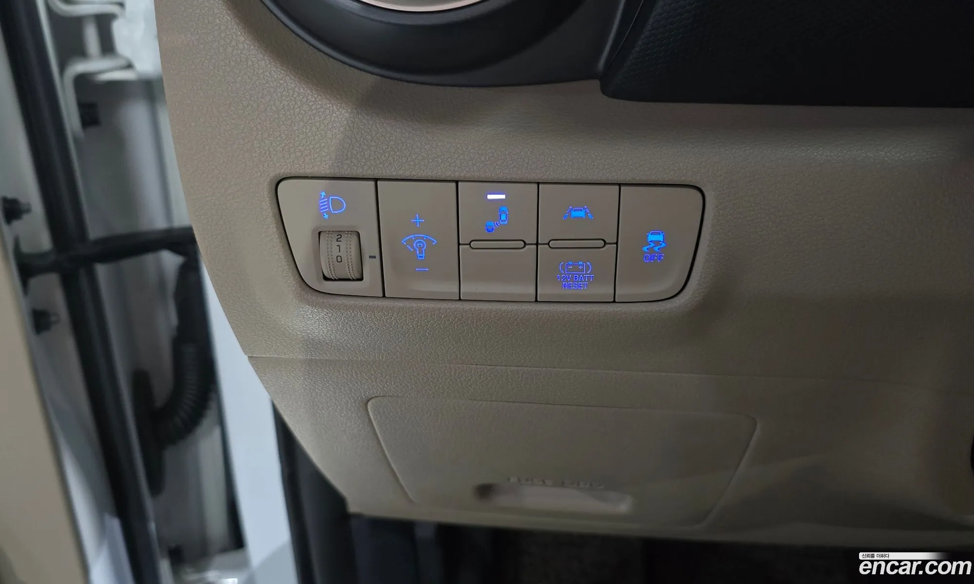 Hyundai Kona Hybrid 2020 — 3