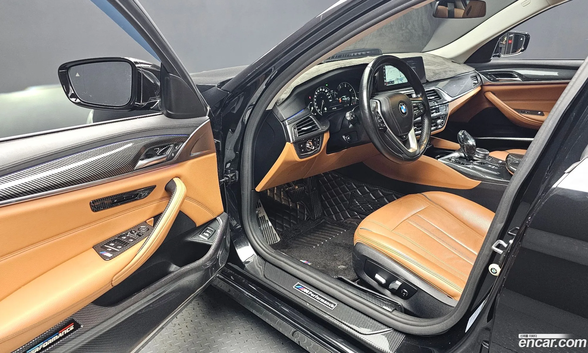 BMW 5 Series 2018 WBAJC3102JDA05786 — 7
