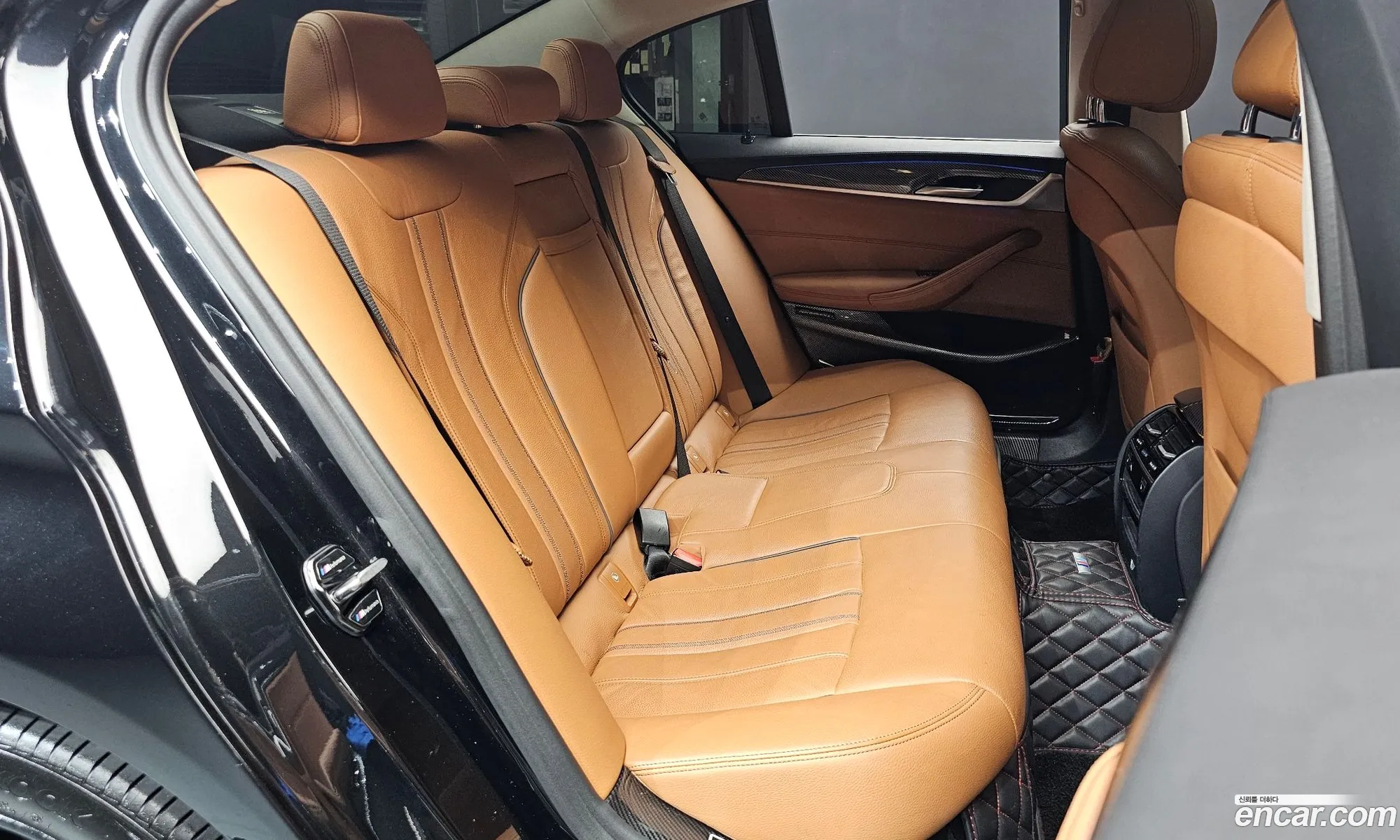 BMW 5 Series 2018 WBAJC3102JDA05786 — 10