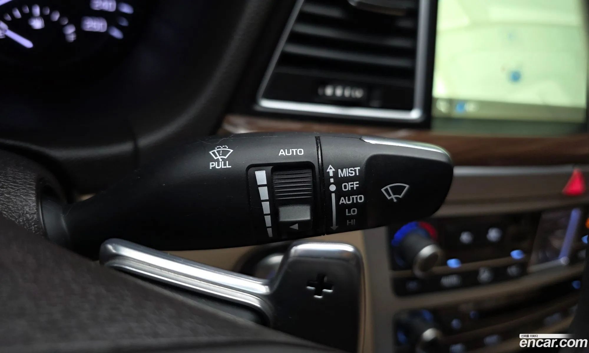 Genesis G80 2016 KMHGM41DDHU201877 — 3