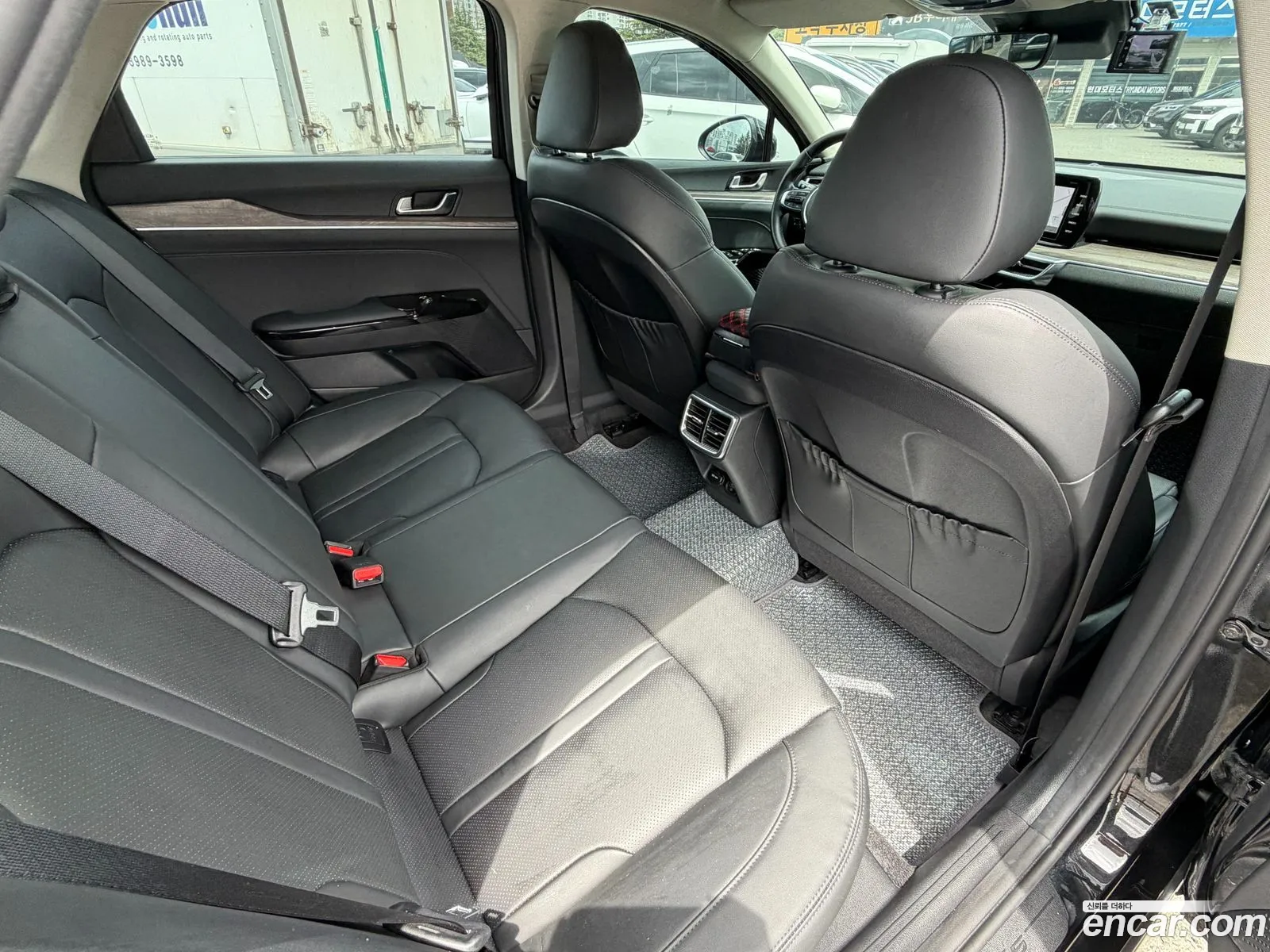 Kia K5 2020 — 17