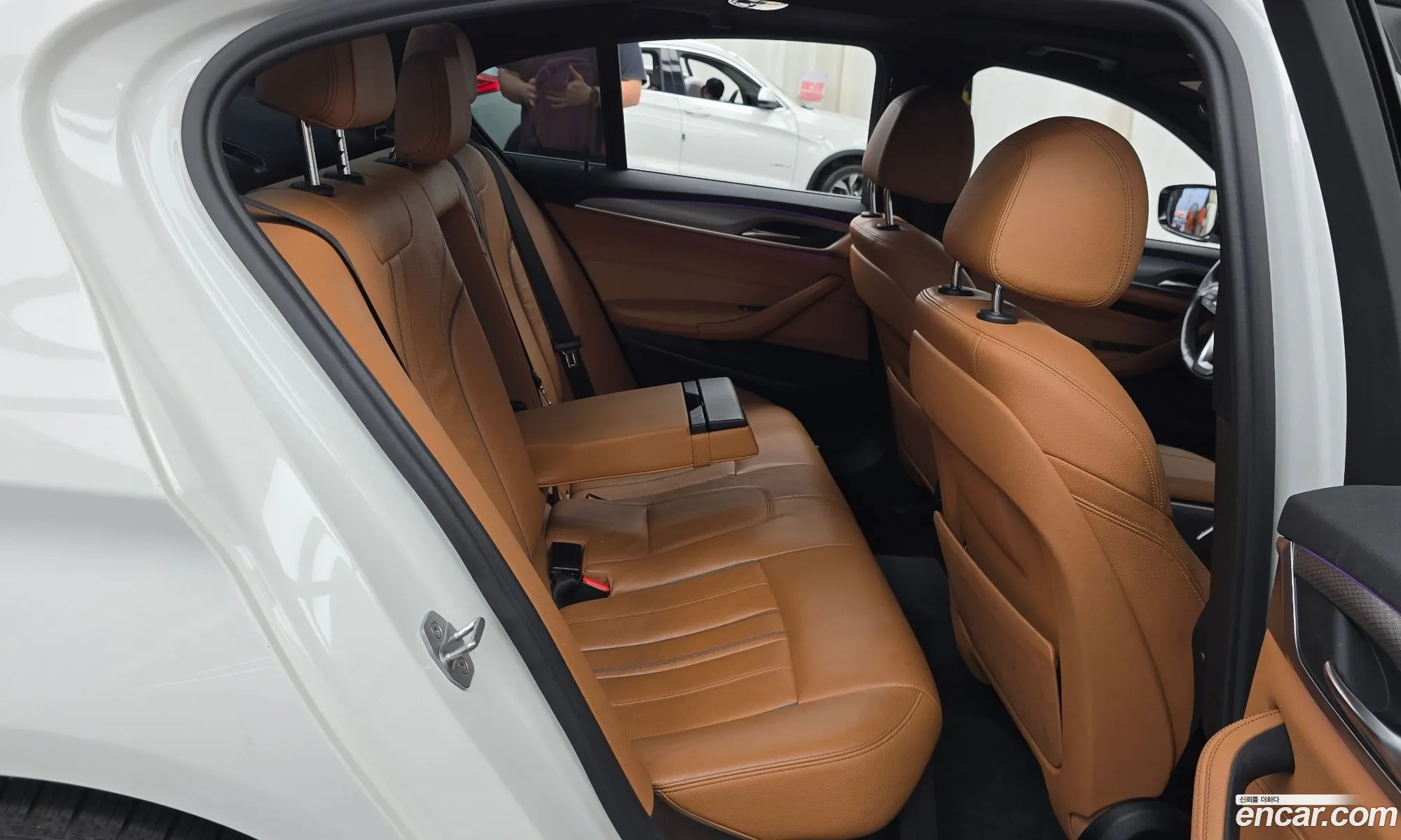 BMW 5 Series 2017 WBAJD3103JG970567 — 18