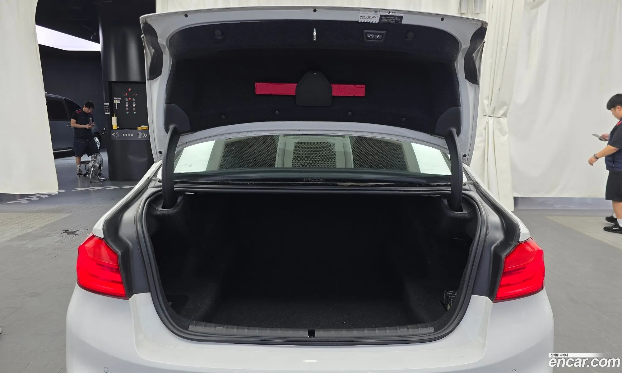 BMW 5 Series 2017 WBAJD3103JG970567 — 35