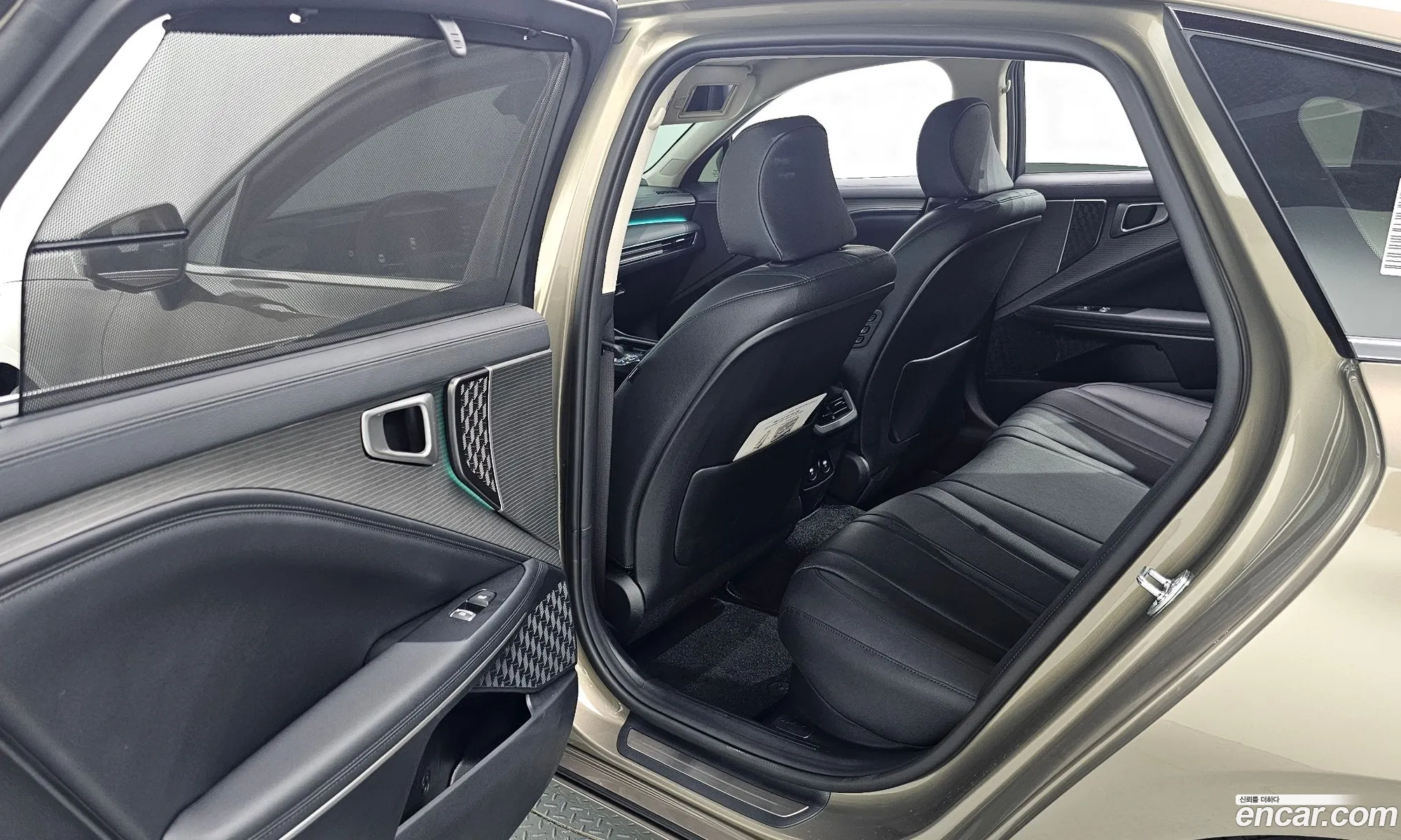 Kia K8 Hybrid 2026 — 17
