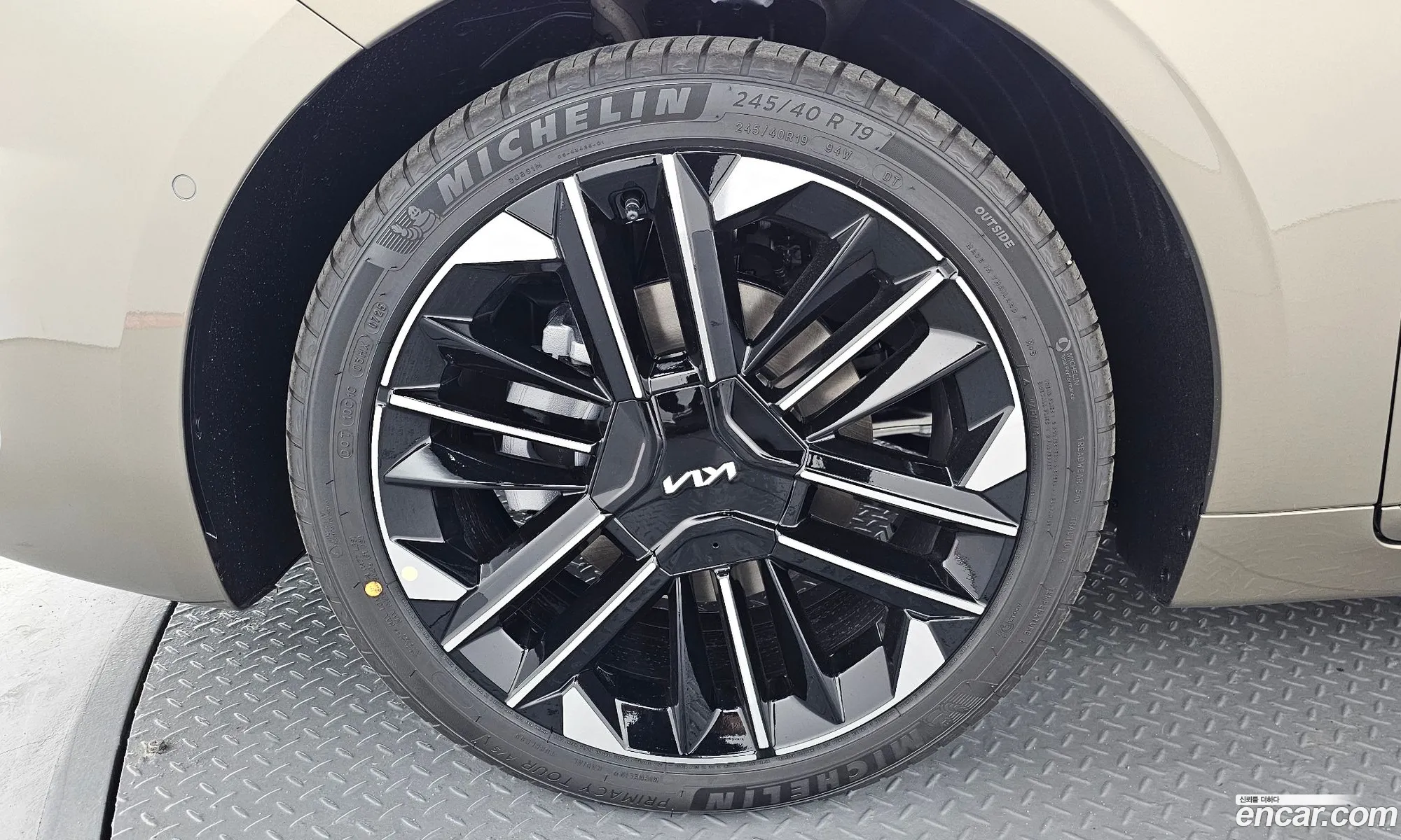 Kia K8 Hybrid 2026 — 7