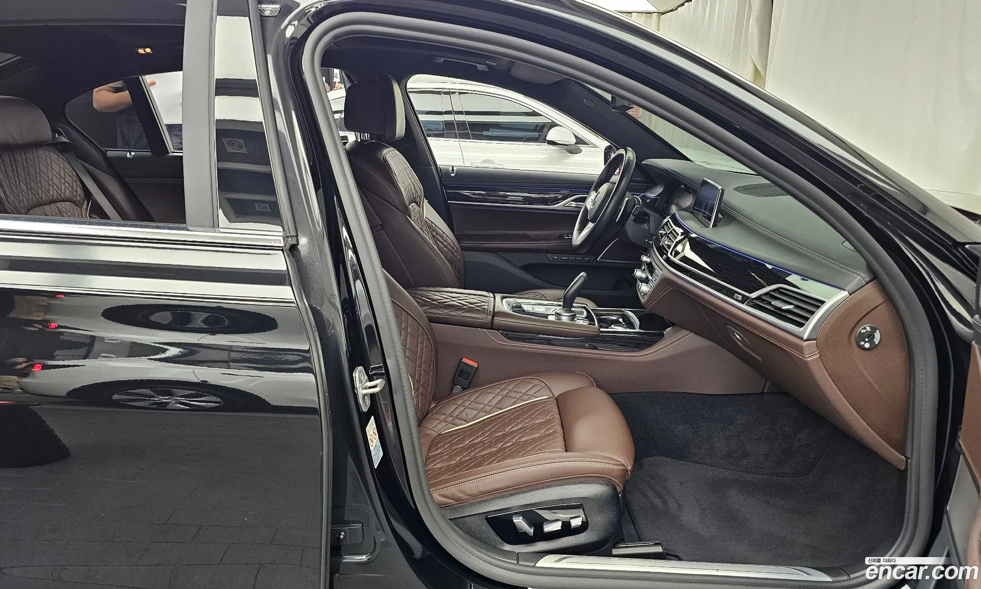 BMW 7 Series 2021 — 13