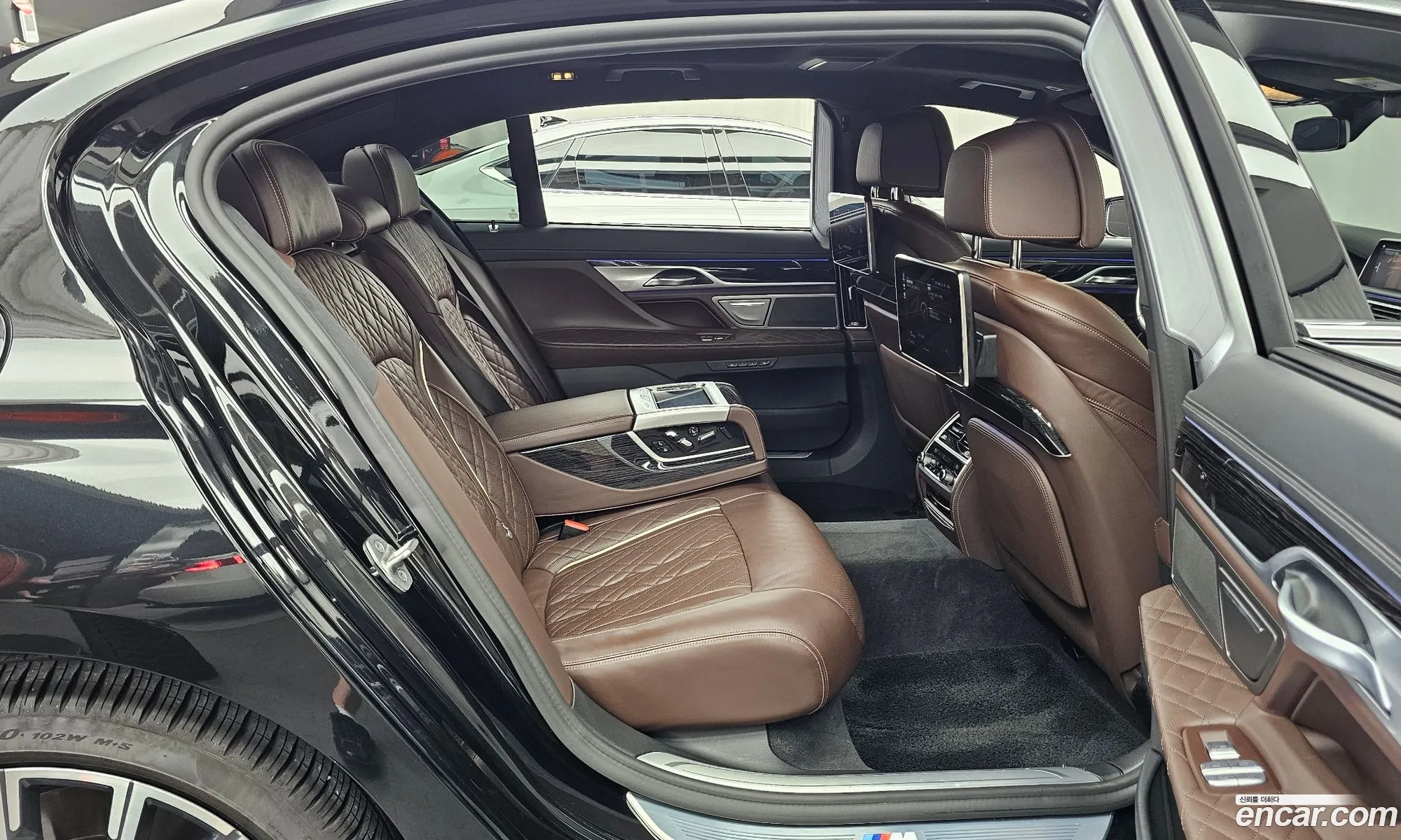 BMW 7 Series 2021 — 33