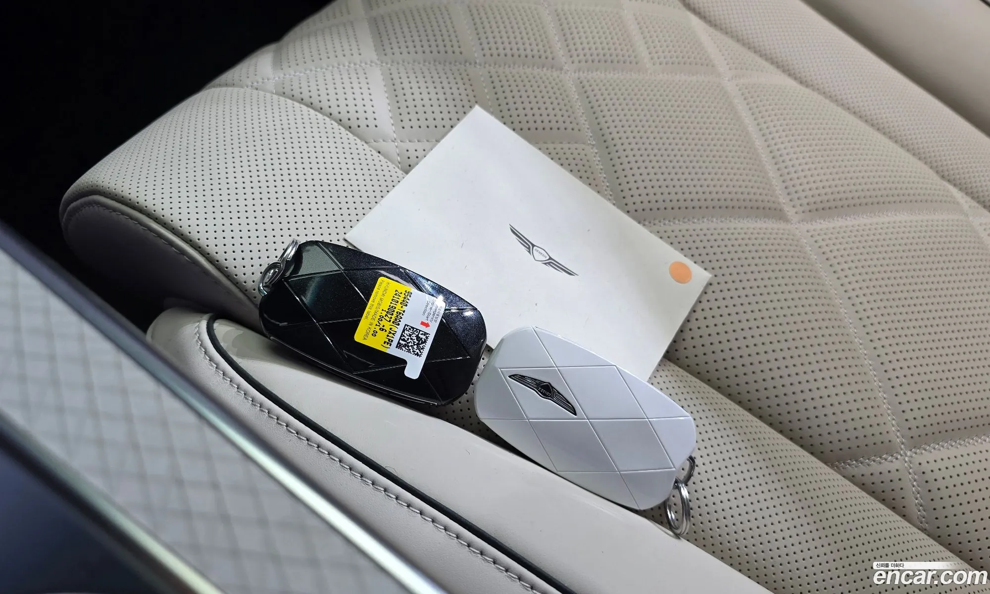 Genesis GV80 2025 — 10