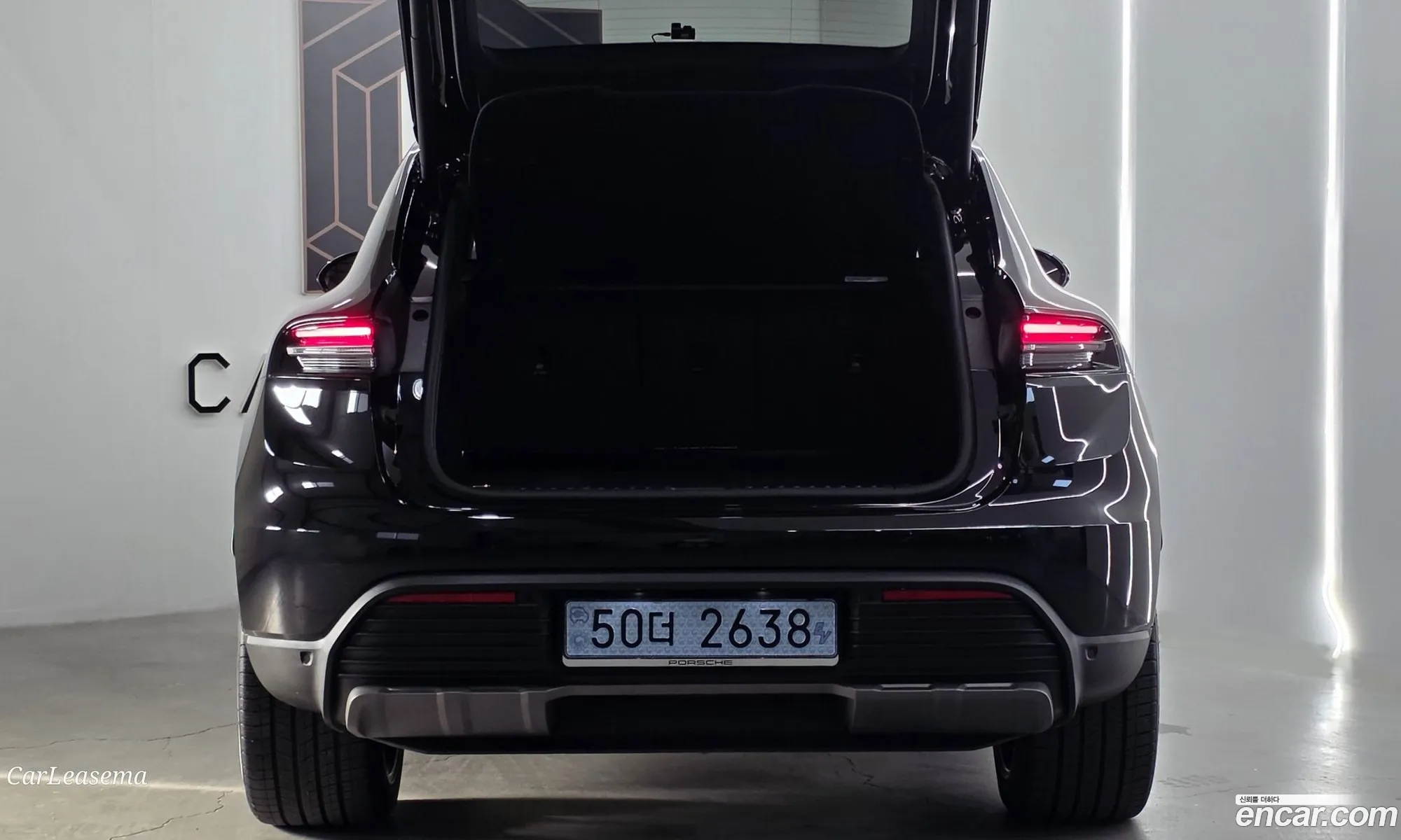 Porsche Macan EV 2025 — 10