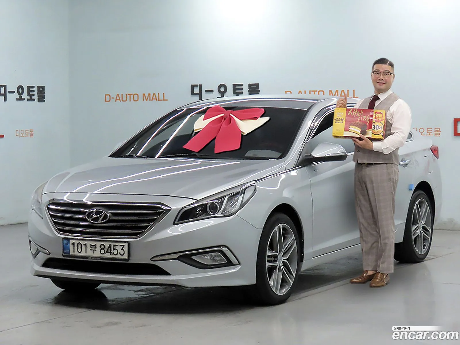 Hyundai LF Sonata 2014 — 13