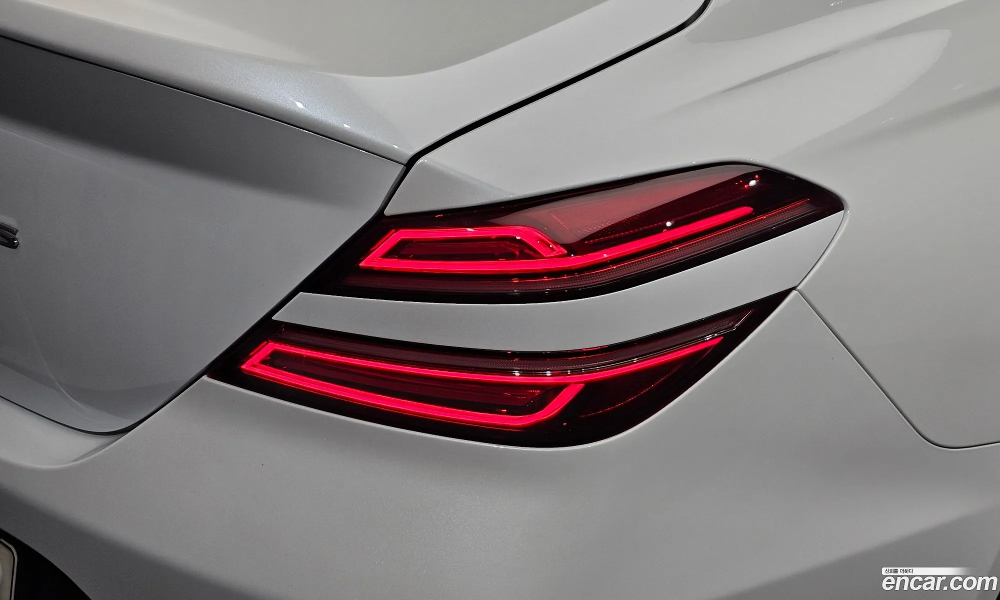 Genesis G70 2022 KMTG341ABNU097395 — 4