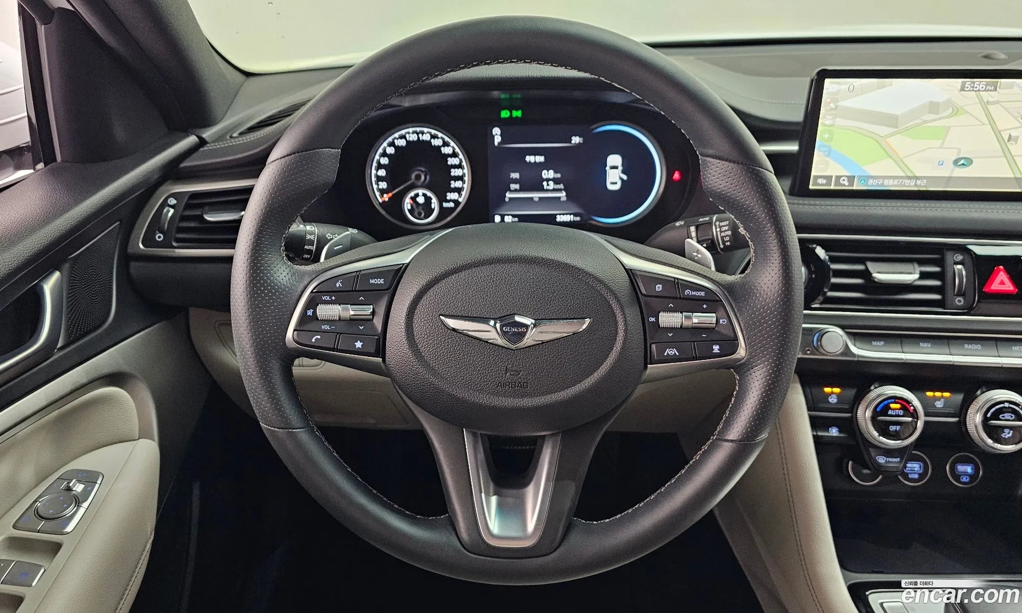 Genesis G70 2022 KMTG341ABNU097395 — 7