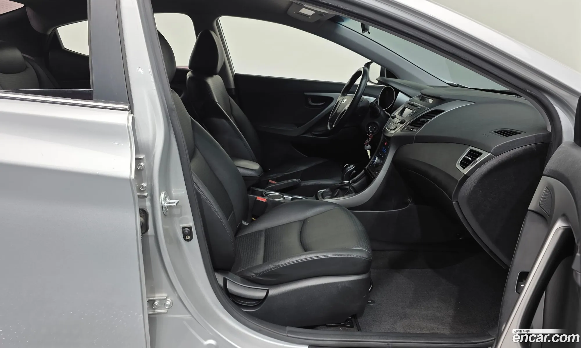 Hyundai Elantra 2013 — 12