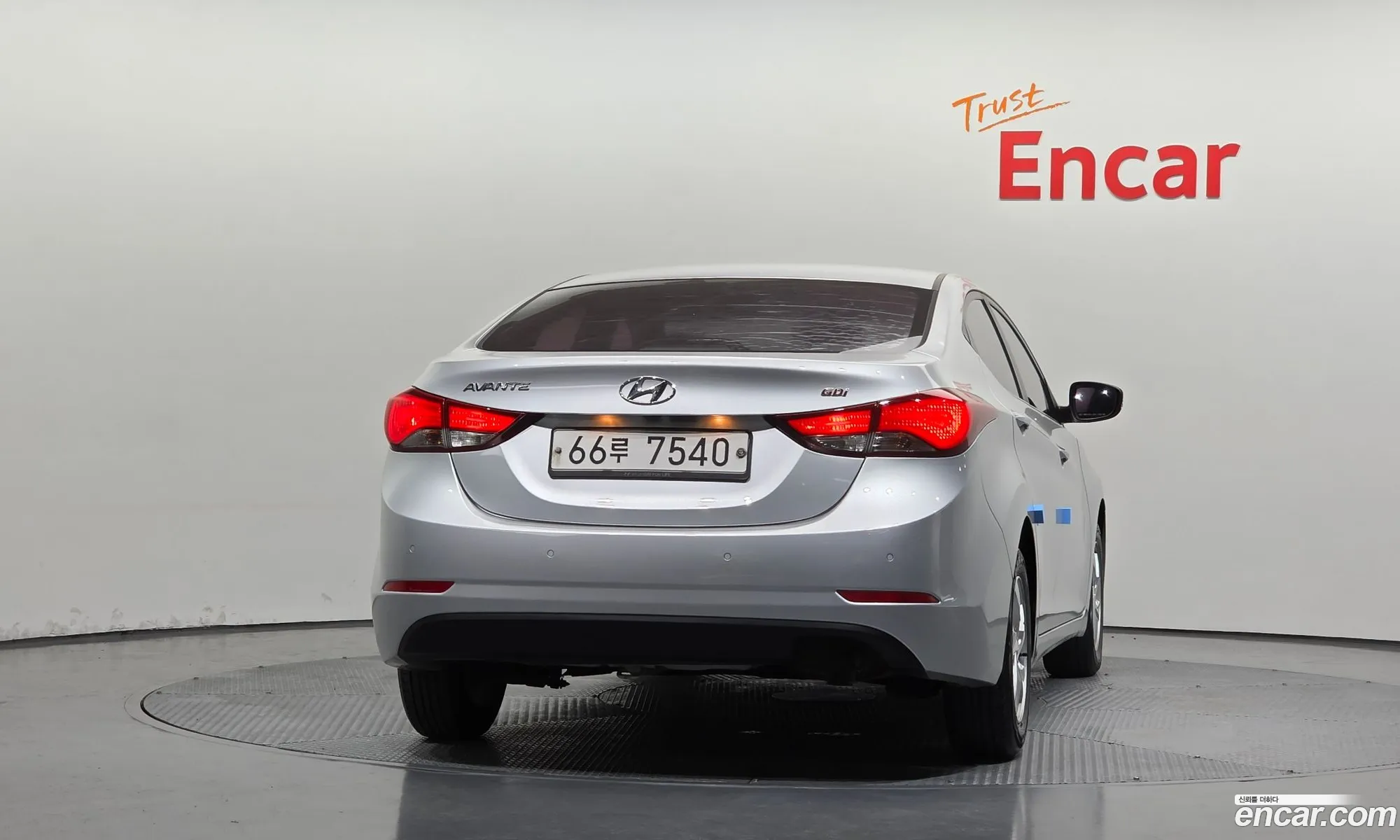 Hyundai Elantra 2013 — 18