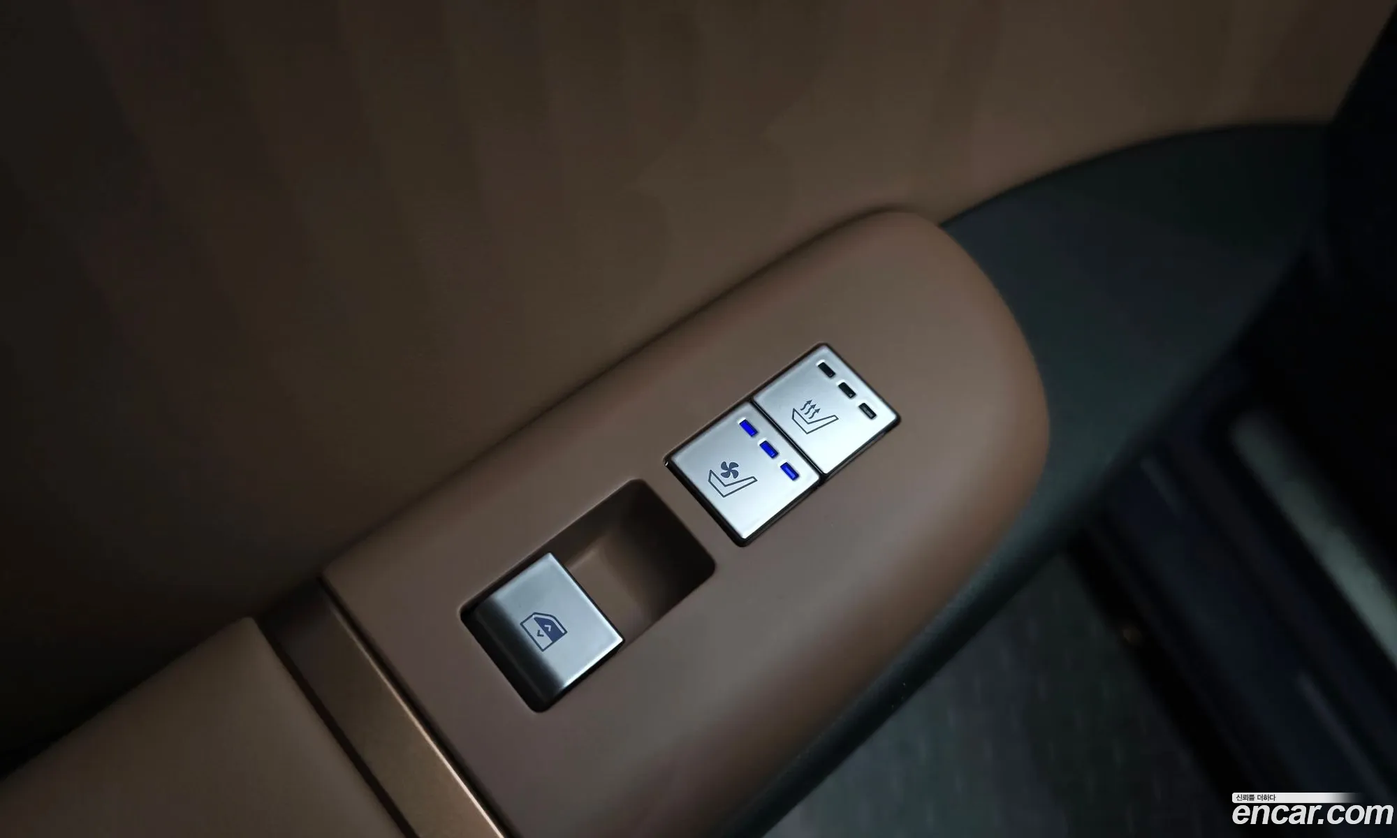 Hyundai Grandeur 2024 — 30