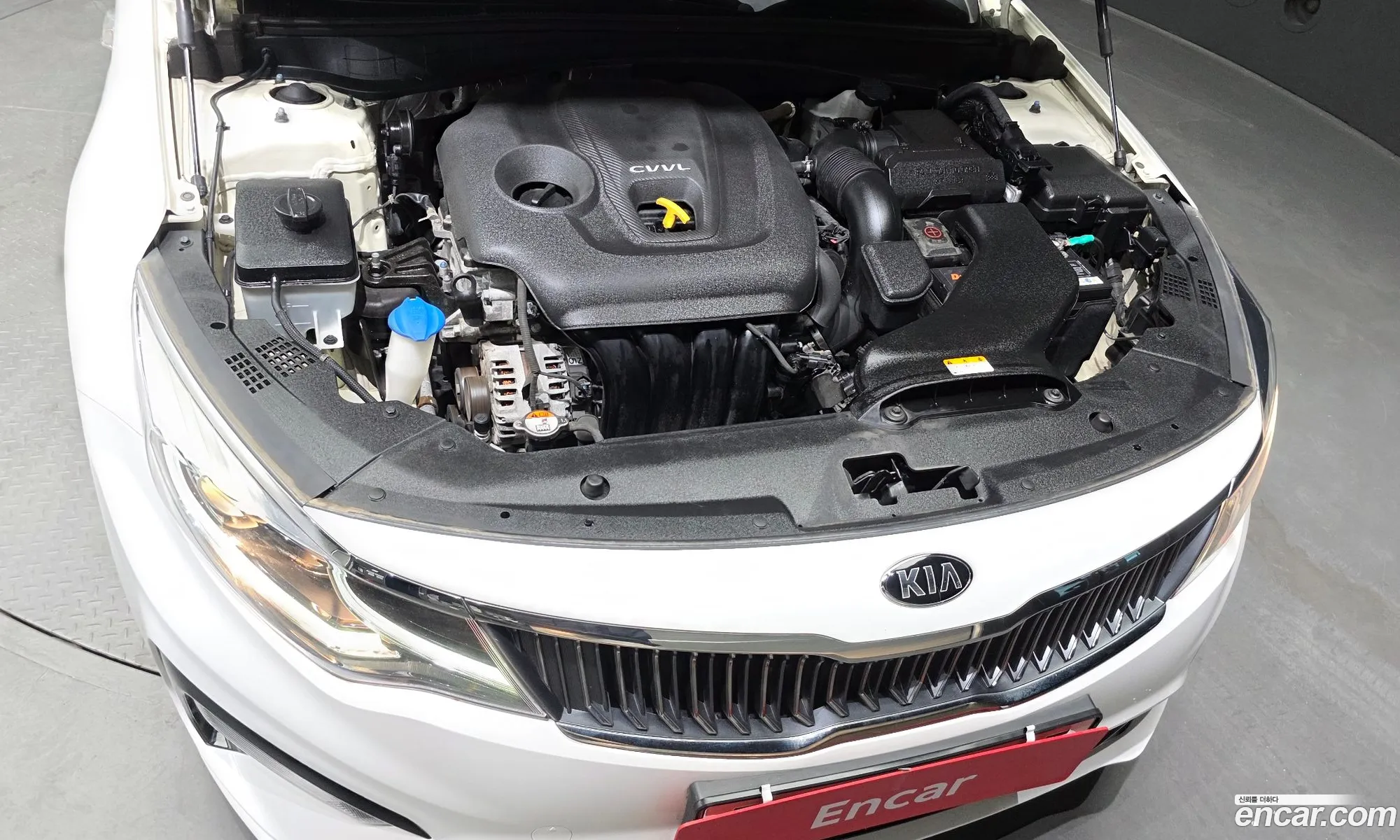 Kia K5 2019 KNAGS411BLA367335 — 2